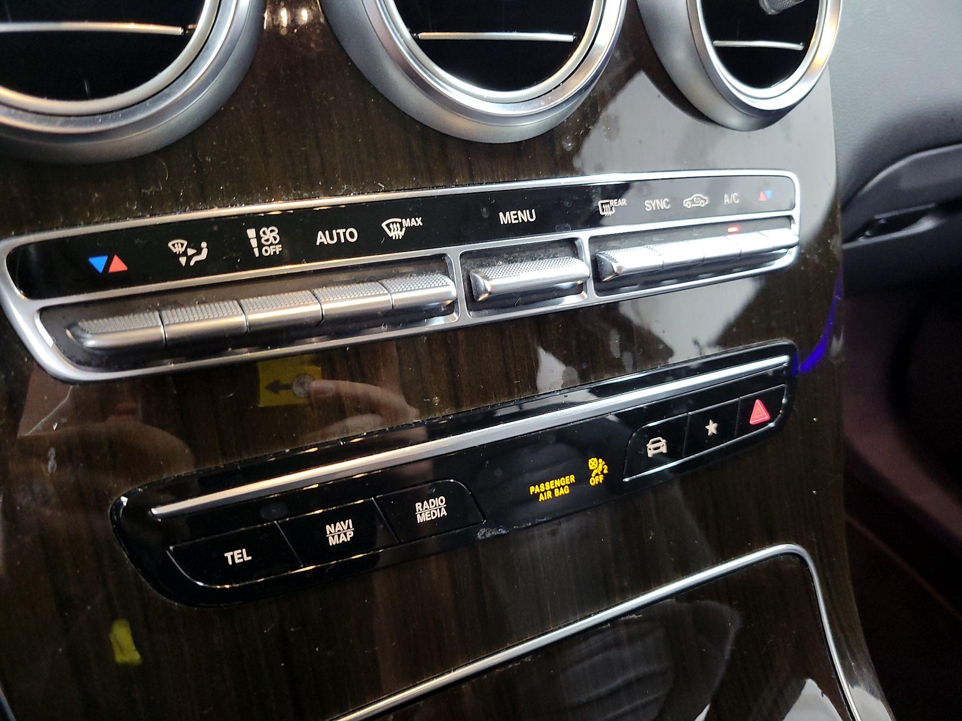 Thumbnail: 2021 Mercedes-Benz GLC - 16