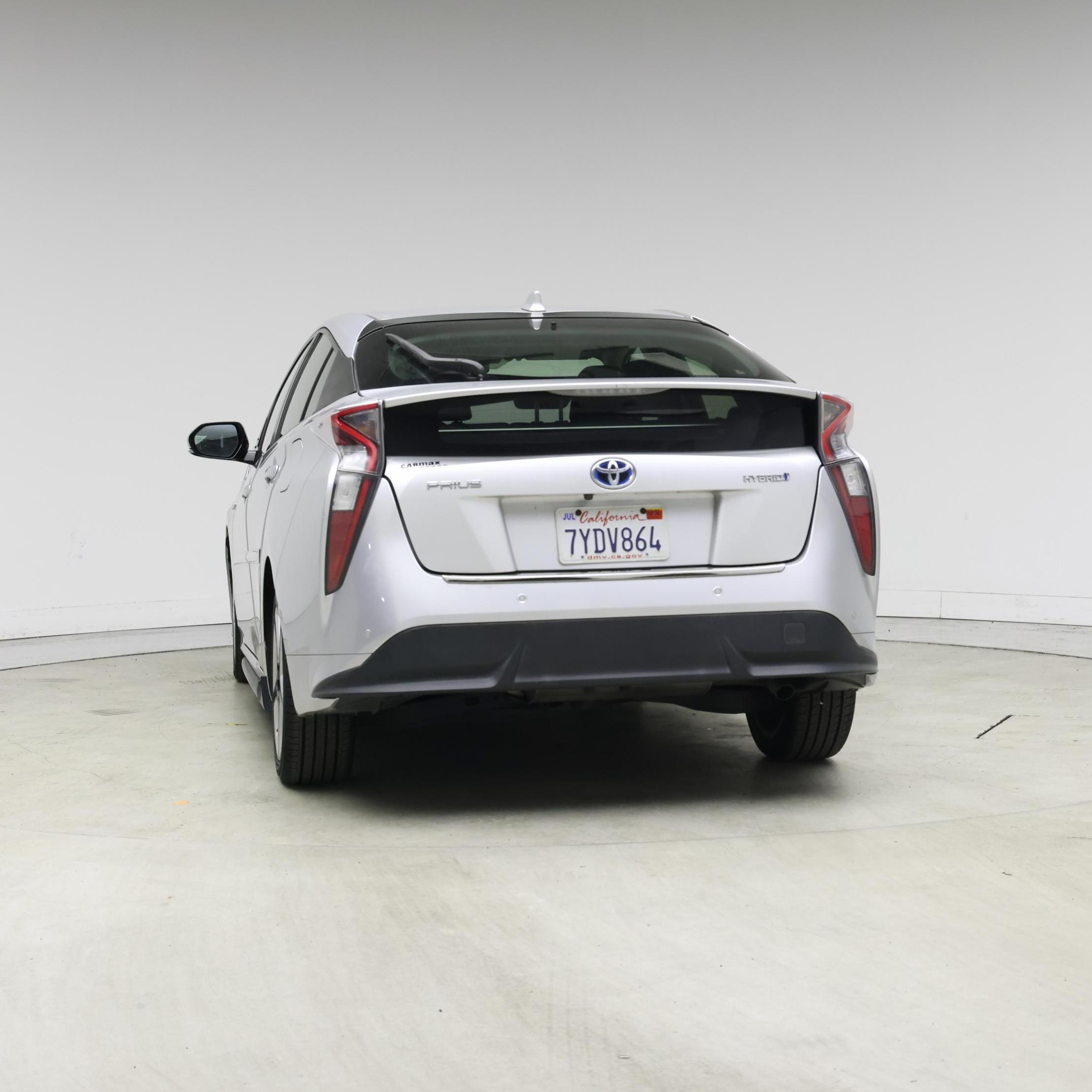 Thumbnail: 2017 Toyota Prius - 6