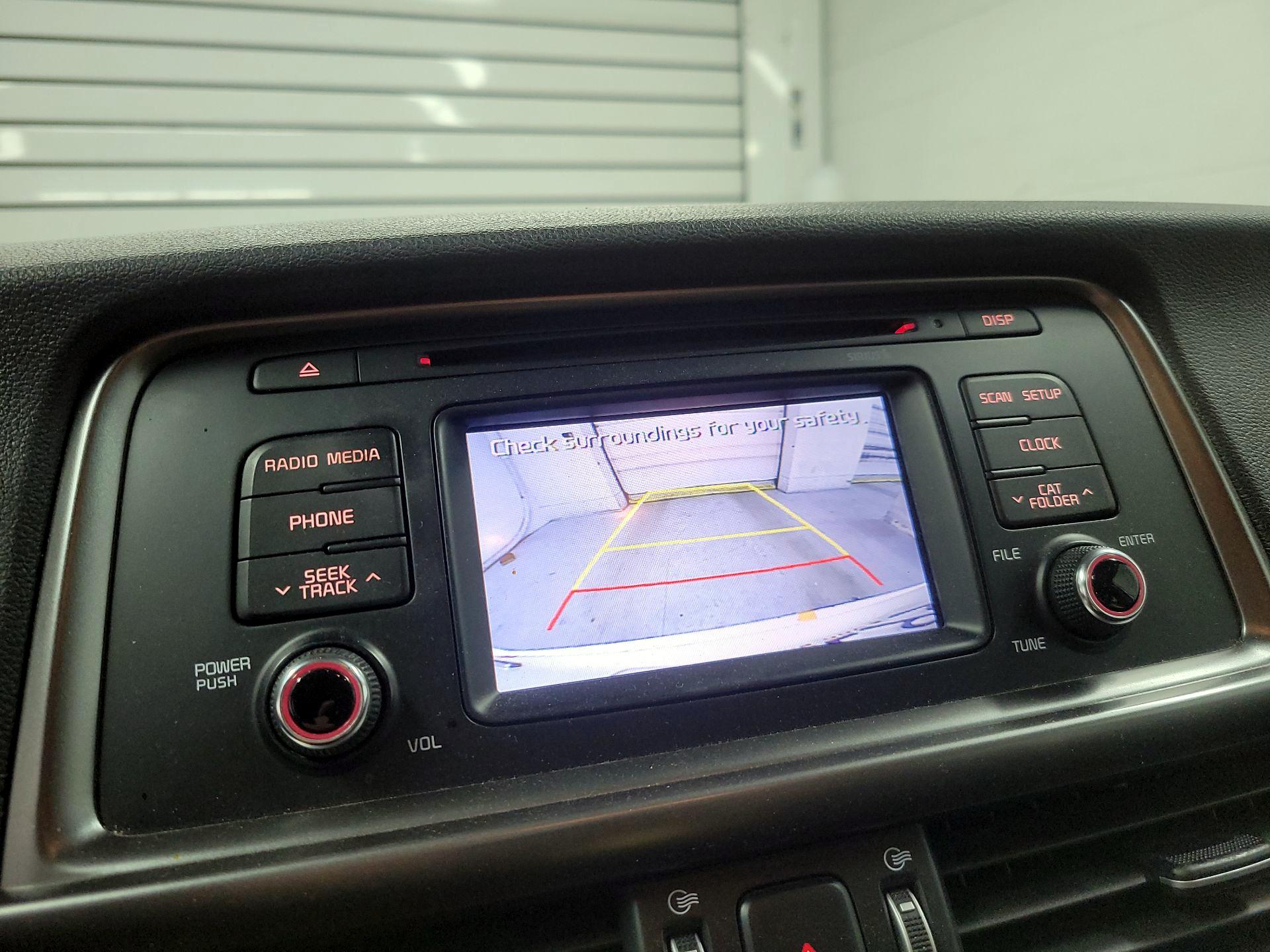 Thumbnail: 2016 Kia Optima - 14