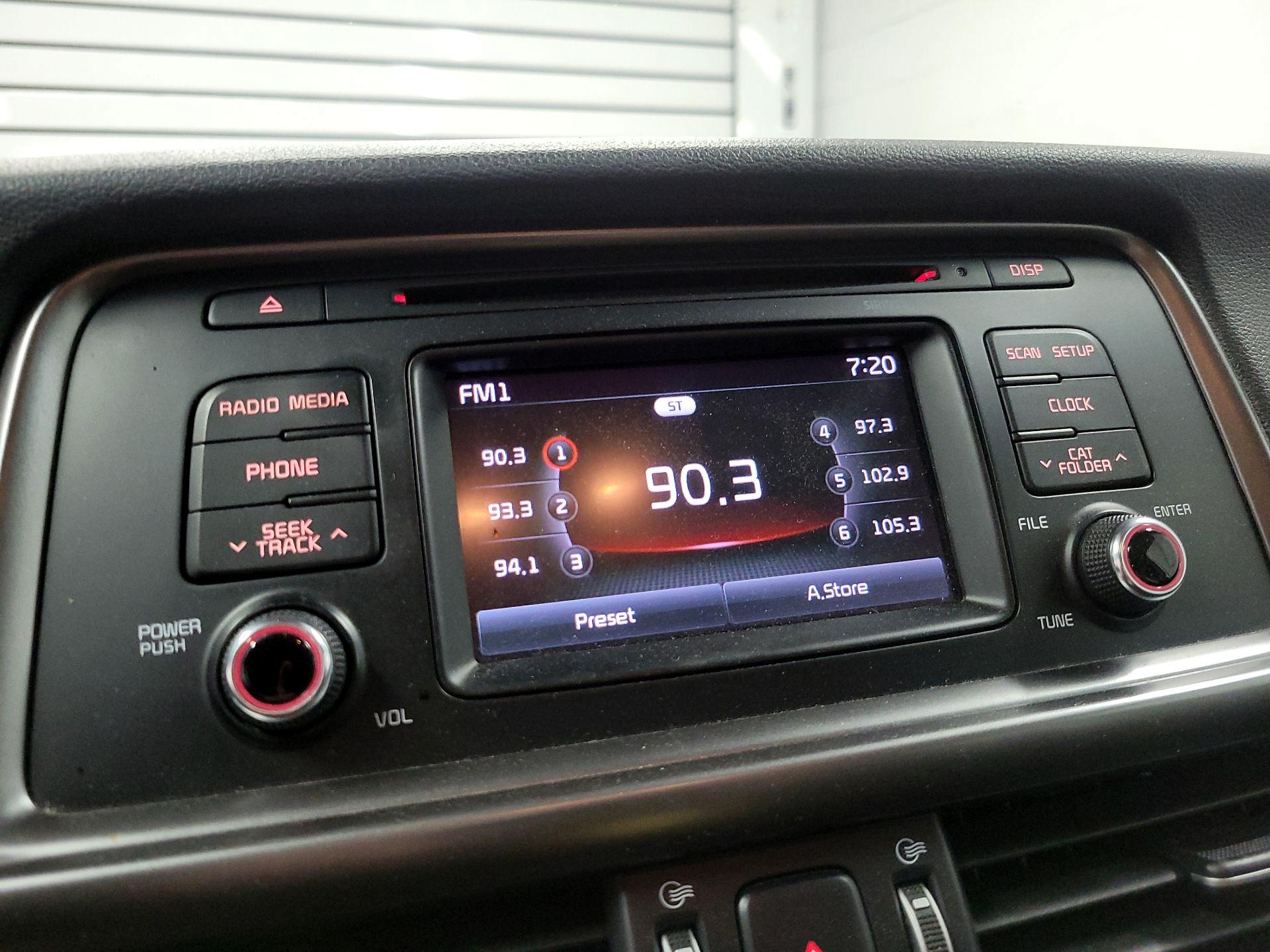 Thumbnail: 2016 Kia Optima - 15