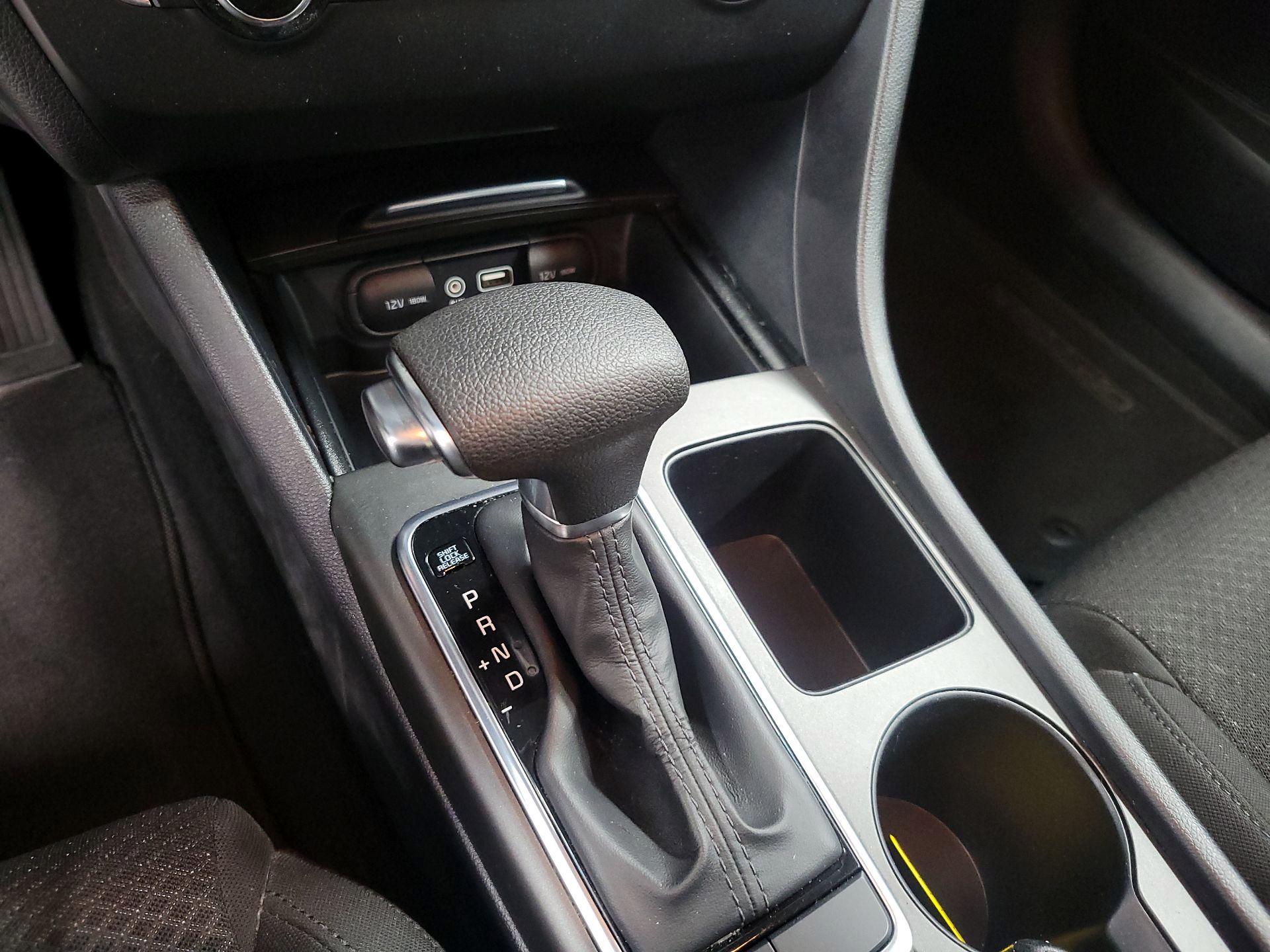 Thumbnail: 2016 Kia Optima - 17