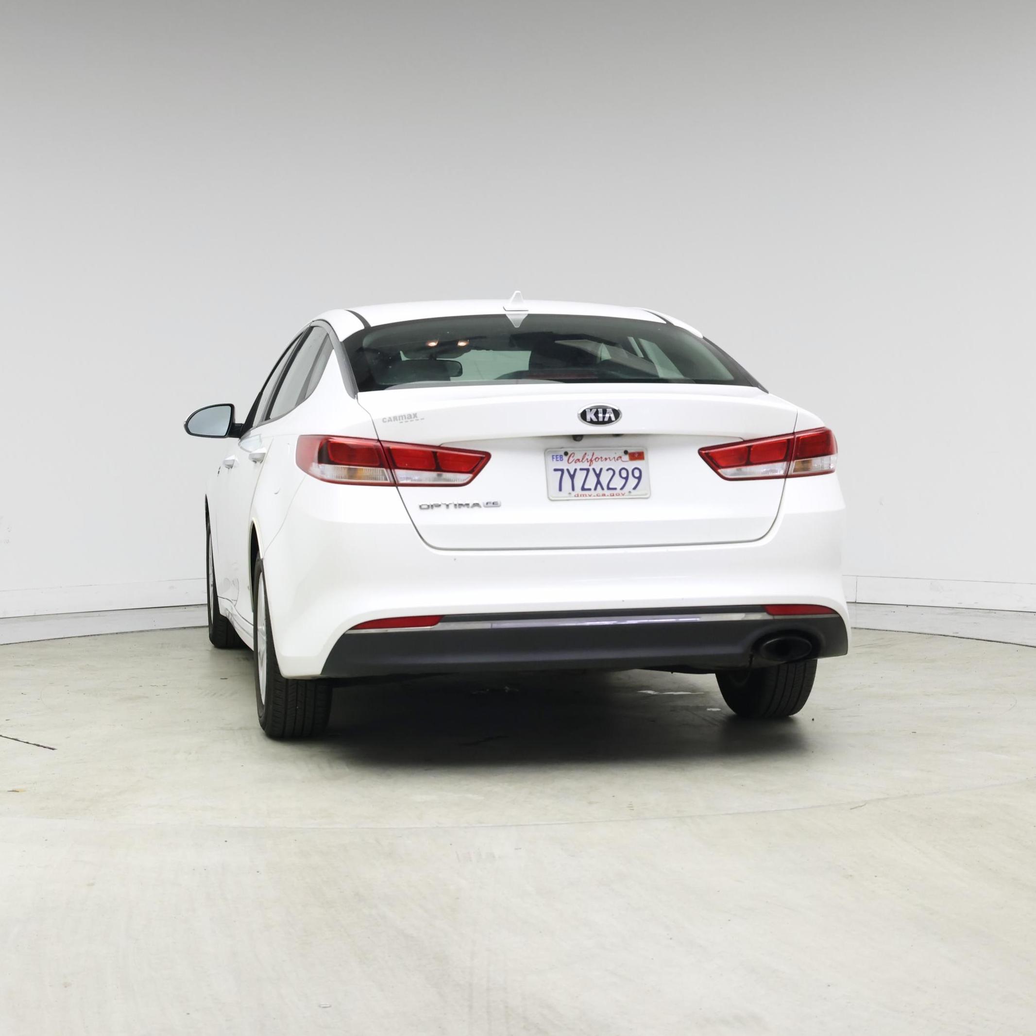 Thumbnail: 2016 Kia Optima - 6