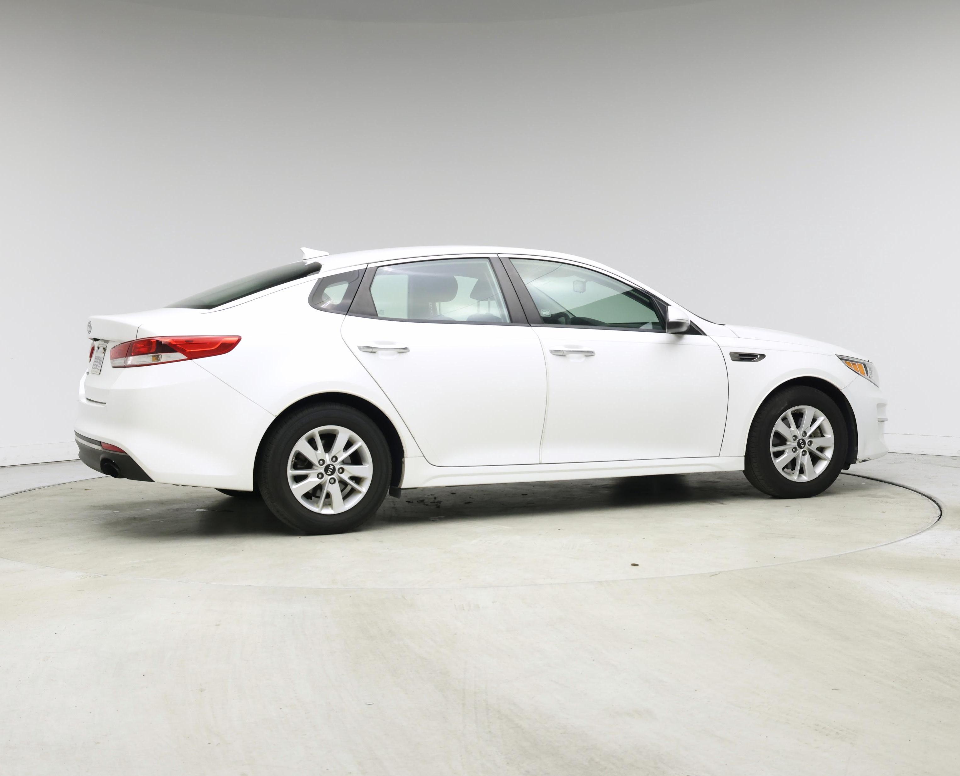 Thumbnail: 2016 Kia Optima - 7