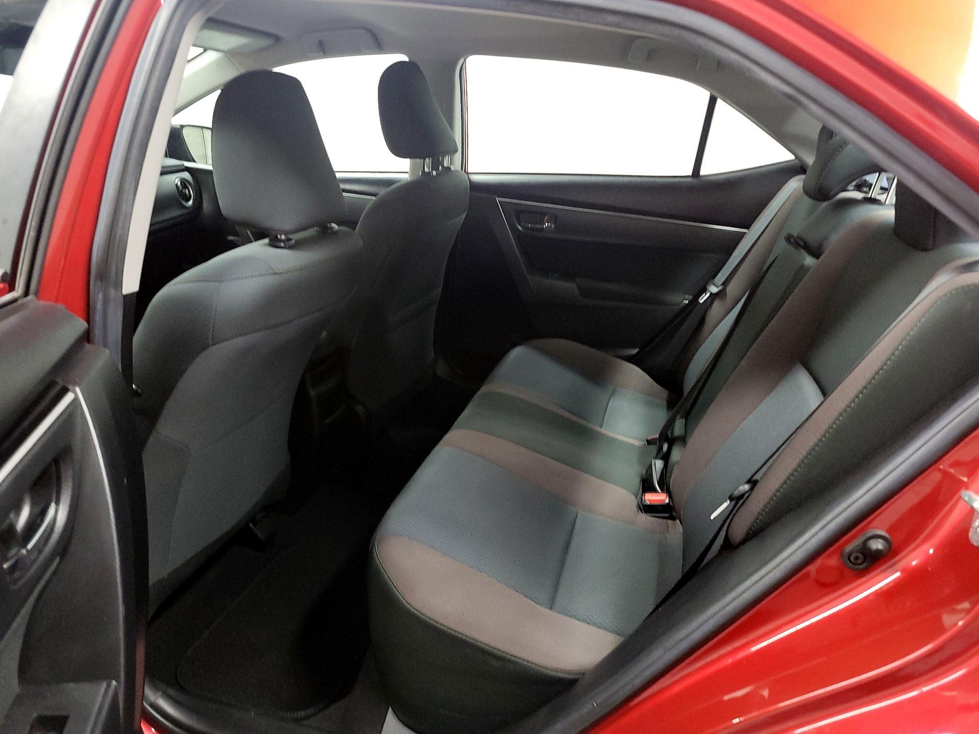 Thumbnail: 2019 Toyota Corolla - 18