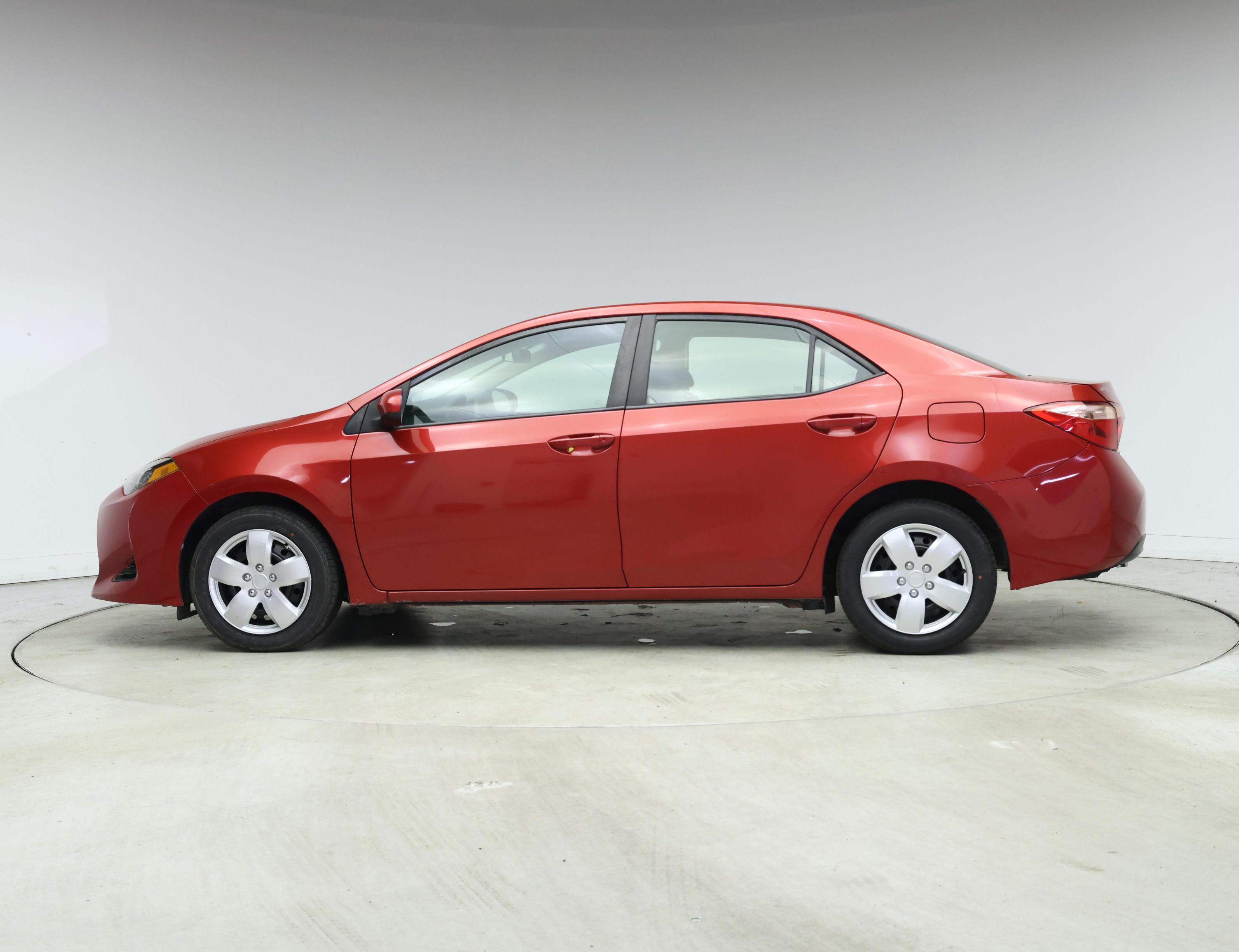 Thumbnail: 2019 Toyota Corolla - 3