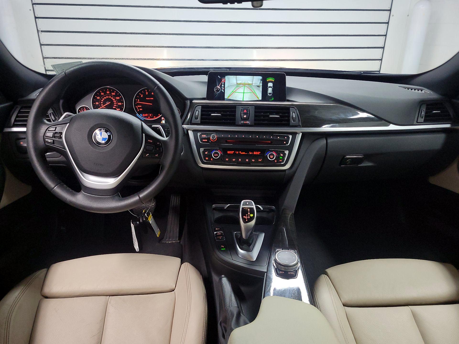 Thumbnail: 2016 BMW 3 Series - 9