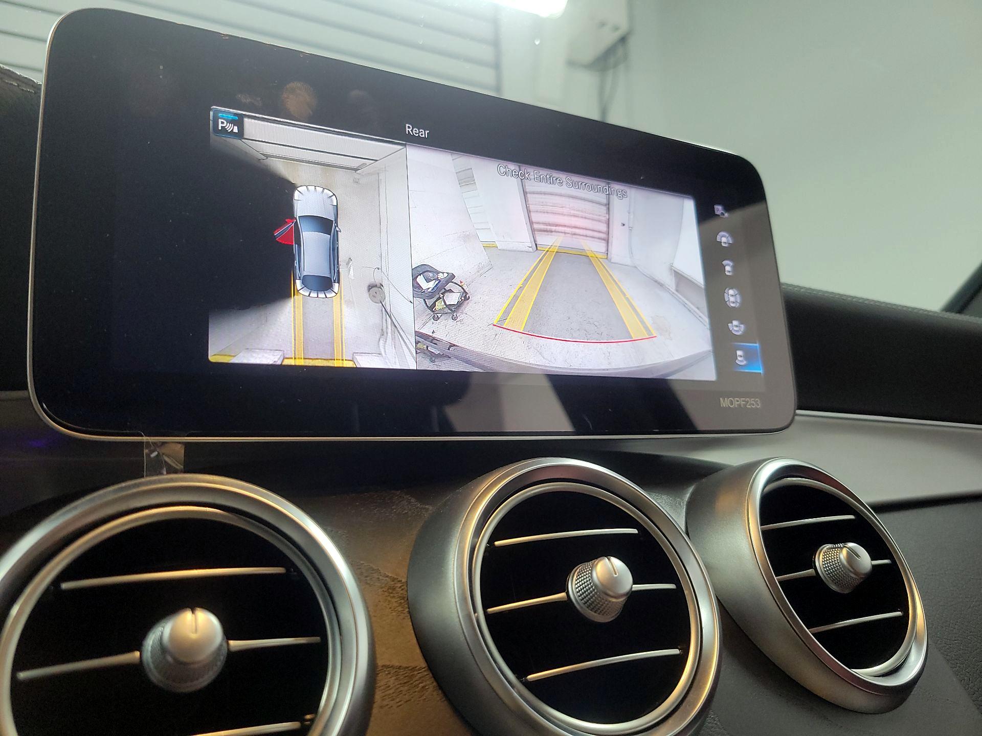 Thumbnail: 2022 Mercedes-Benz GLC - 15