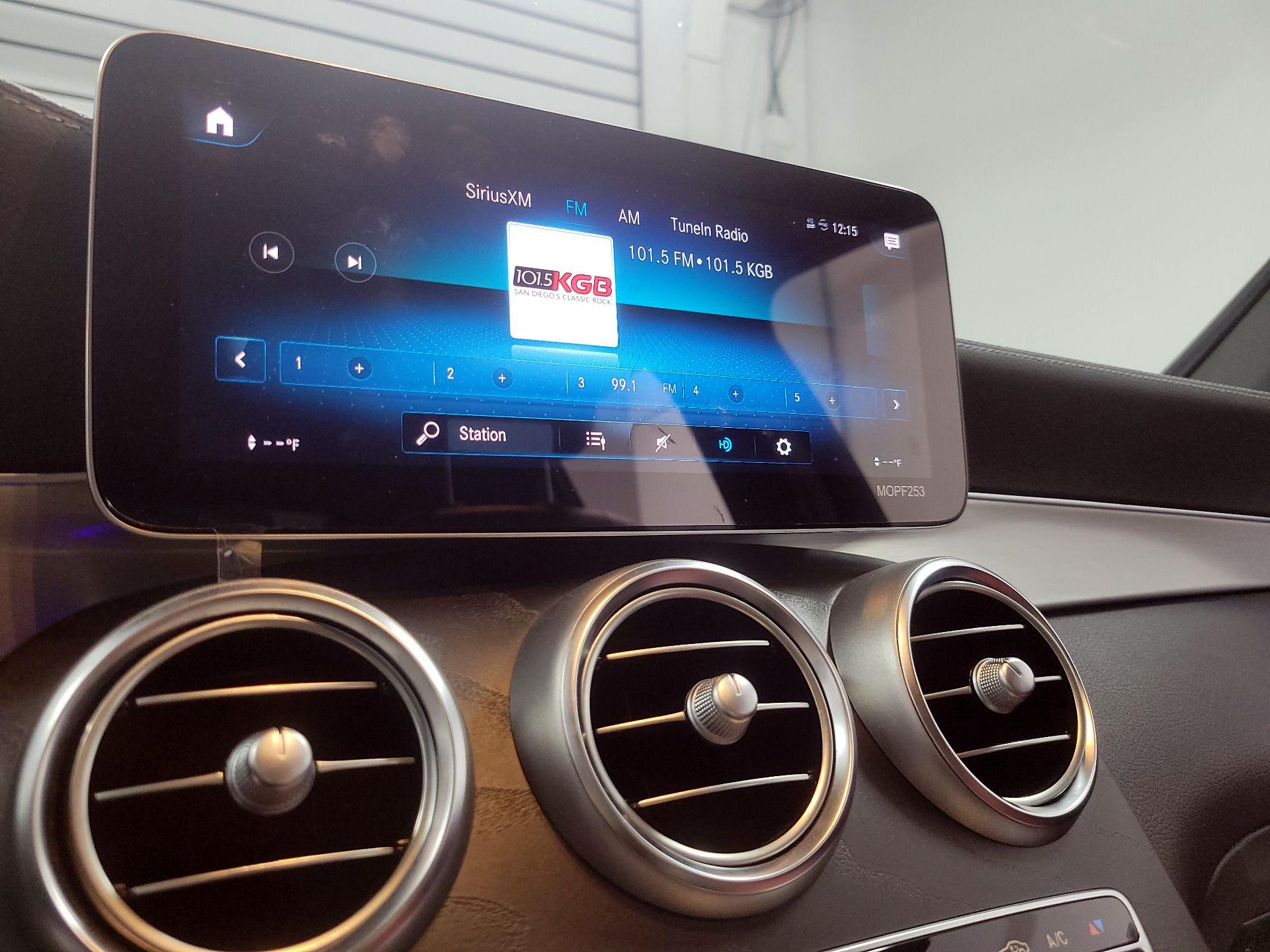 Thumbnail: 2022 Mercedes-Benz GLC - 16