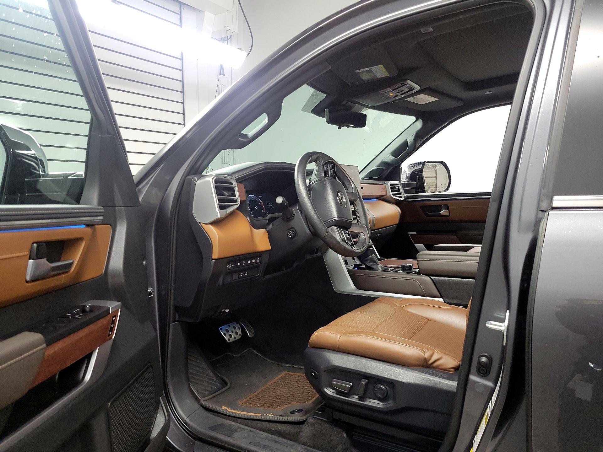 Thumbnail: 2024 Toyota Tundra - 11