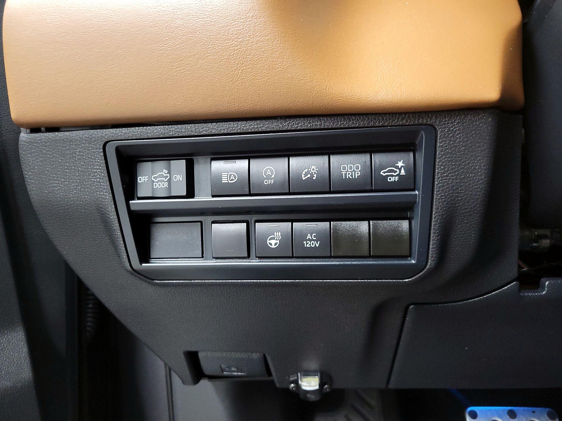 Thumbnail: 2024 Toyota Tundra - 13