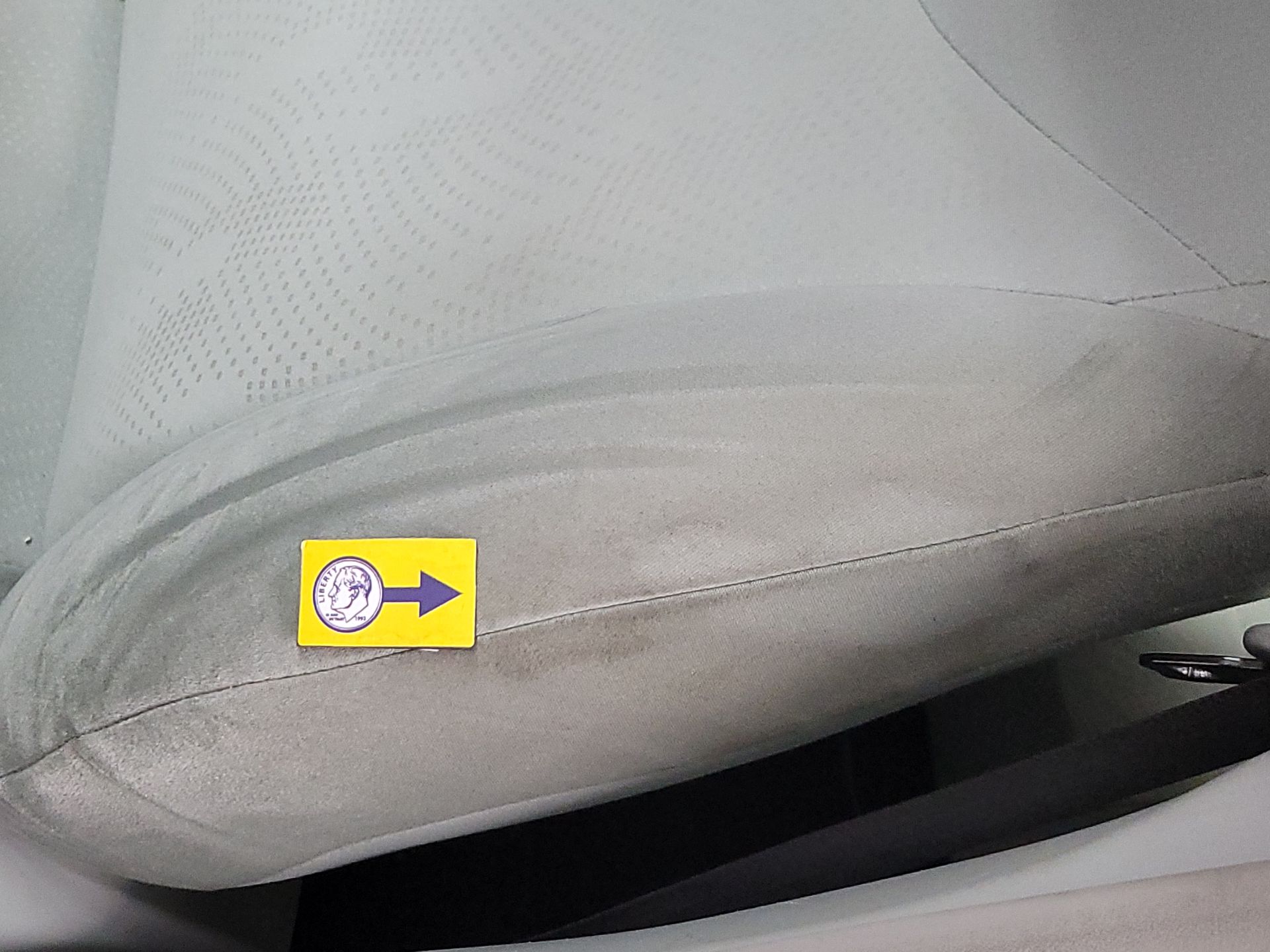 Thumbnail: 2014 Toyota Prius v - 19