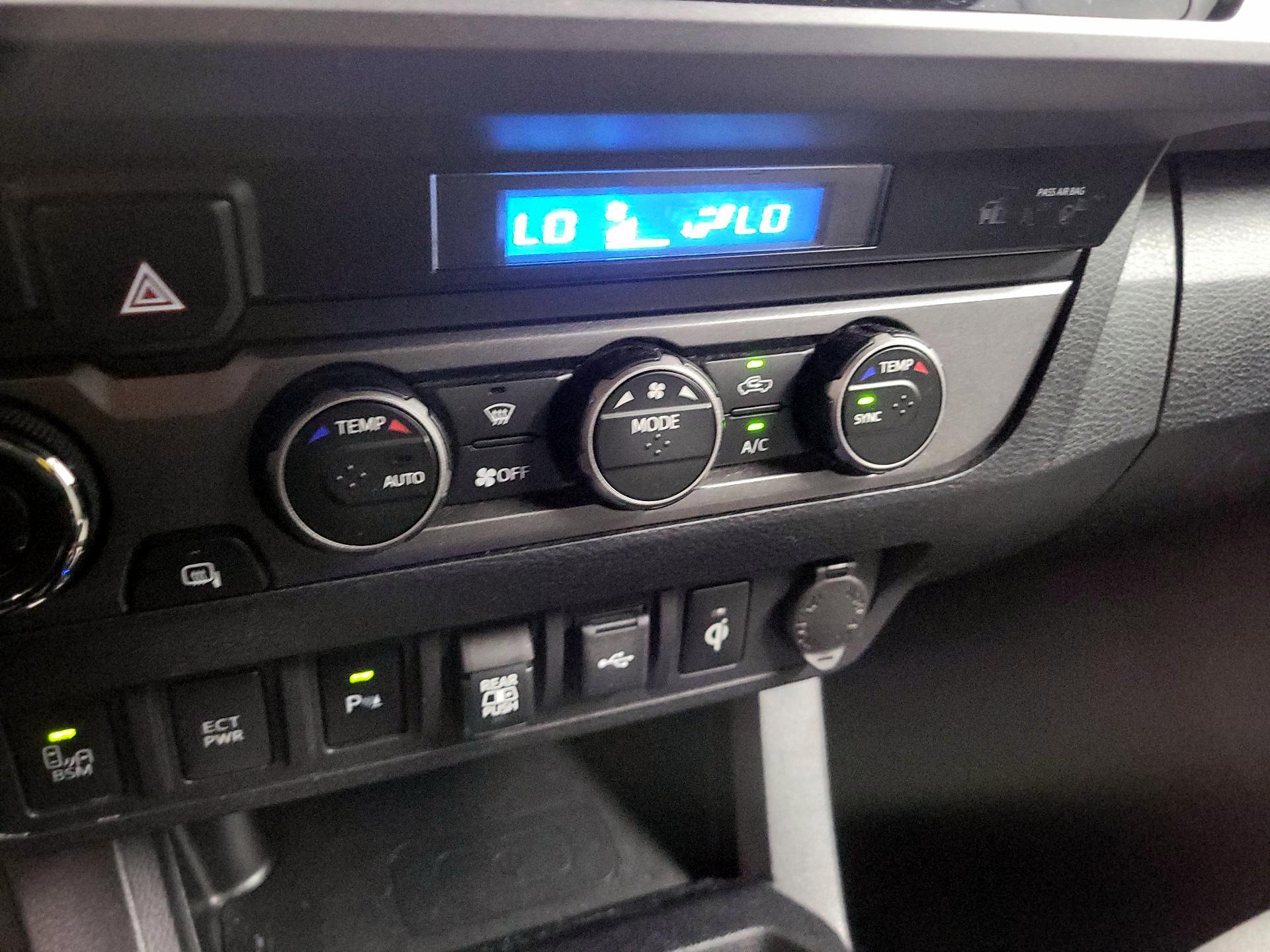 Thumbnail: 2022 Toyota Tacoma - 16