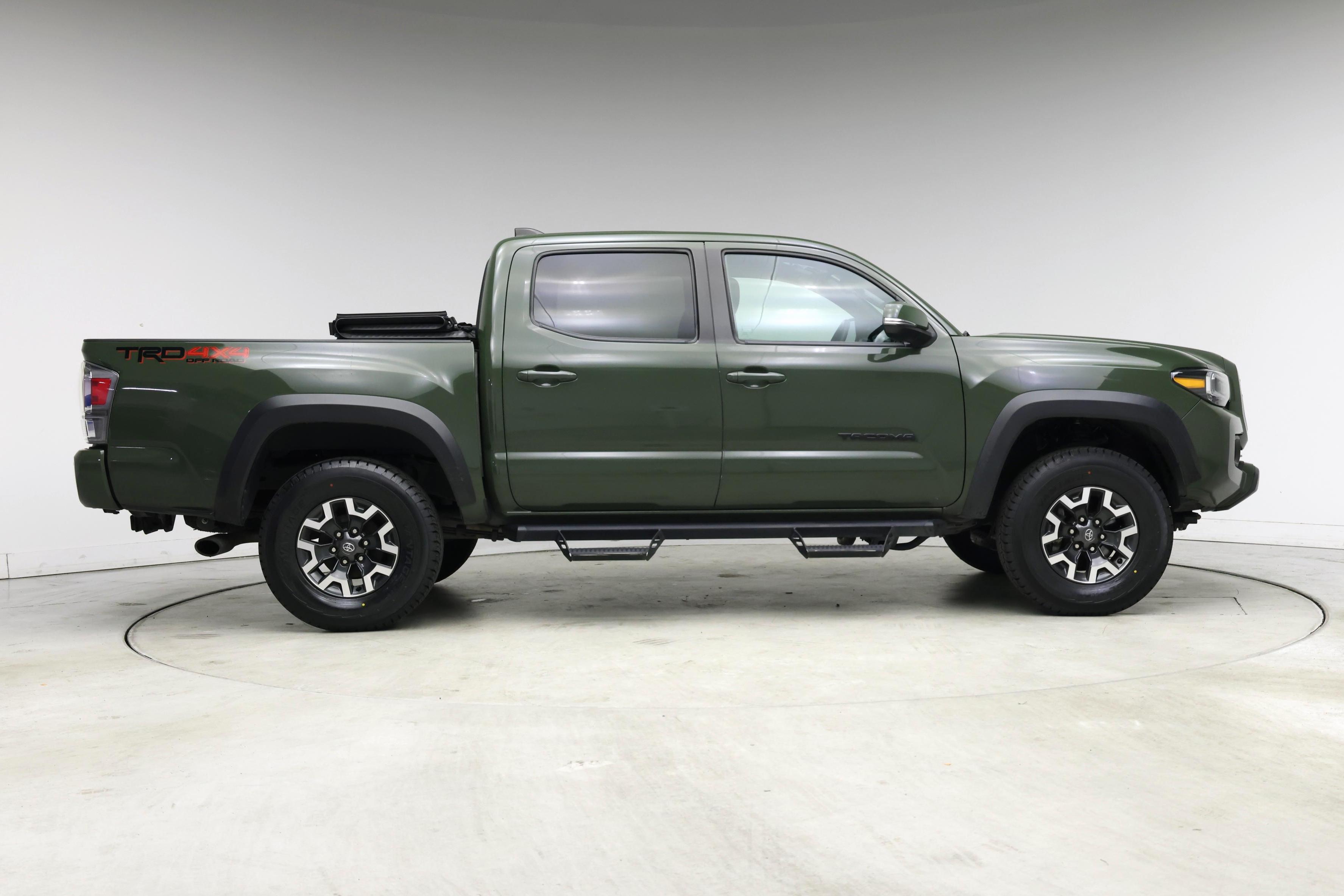 Thumbnail: 2022 Toyota Tacoma - 7