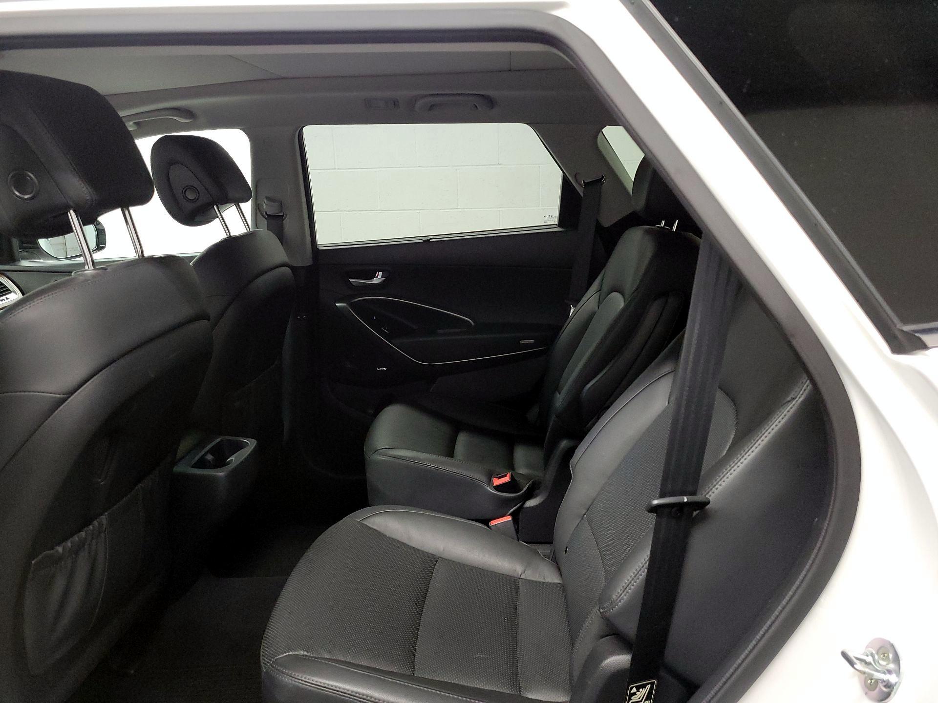 Thumbnail: 2017 Hyundai Santa Fe - 16