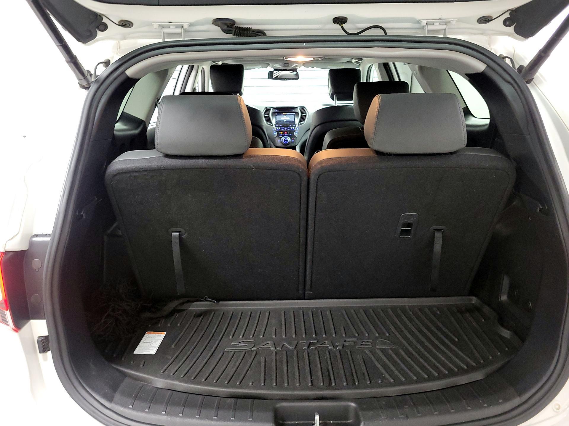 Thumbnail: 2017 Hyundai Santa Fe - 18