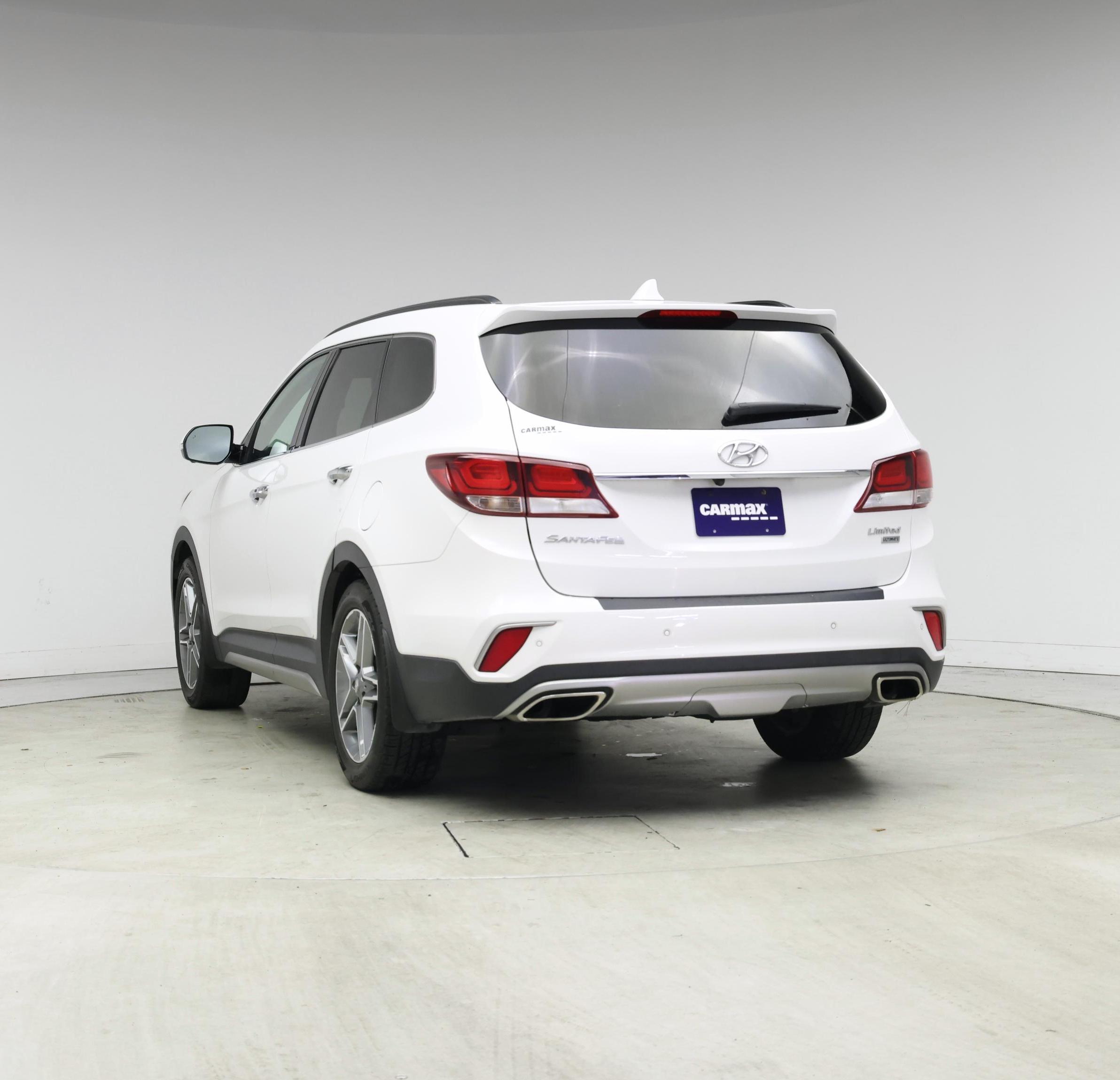 Thumbnail: 2017 Hyundai Santa Fe - 2