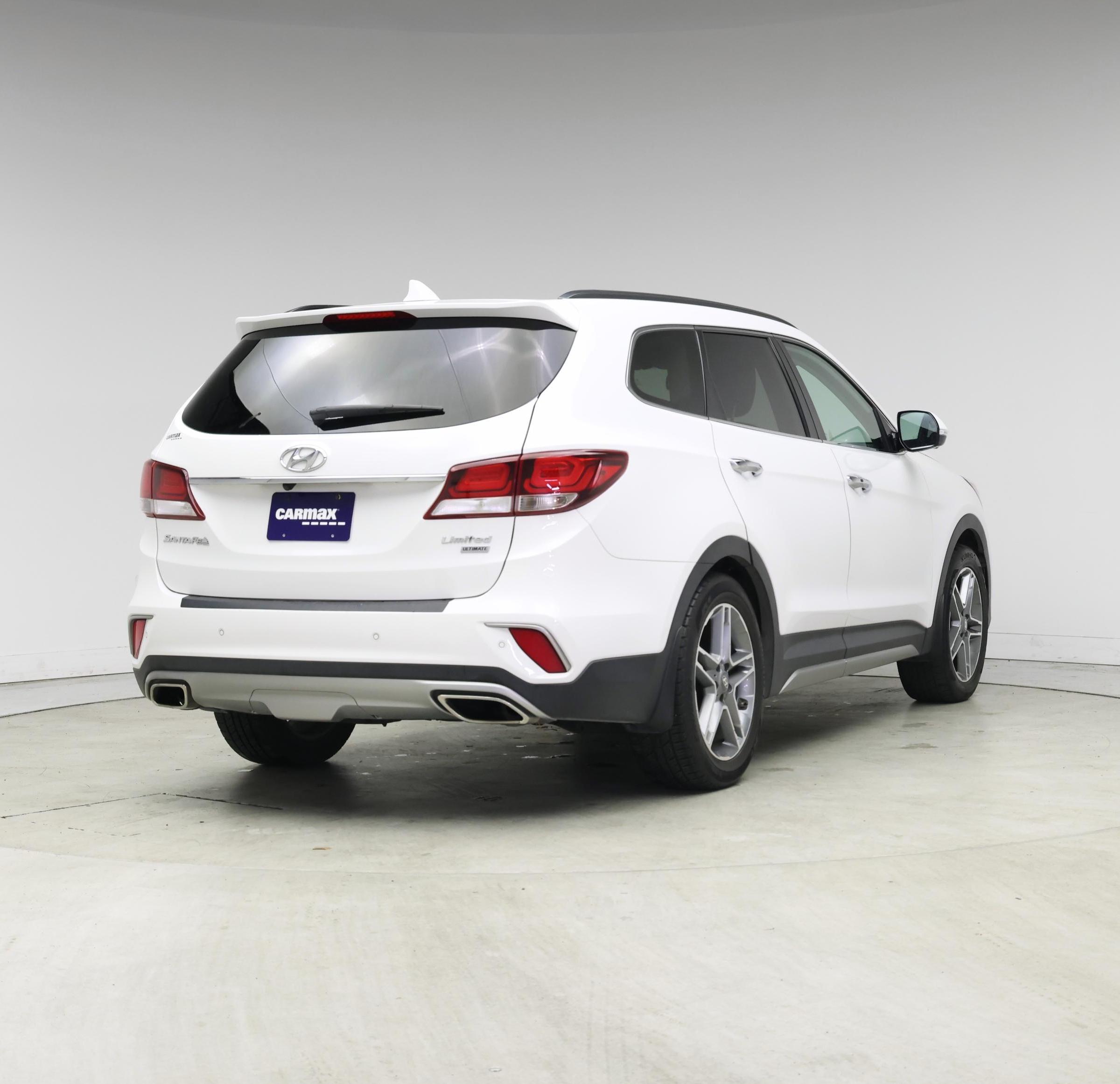 Thumbnail: 2017 Hyundai Santa Fe - 8