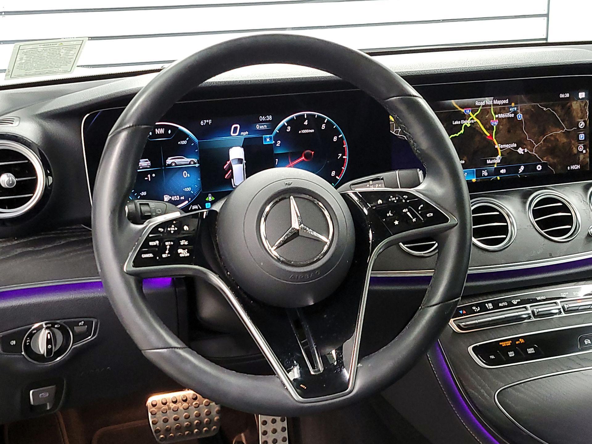 Thumbnail: 2023 Mercedes-Benz E-Class - 10