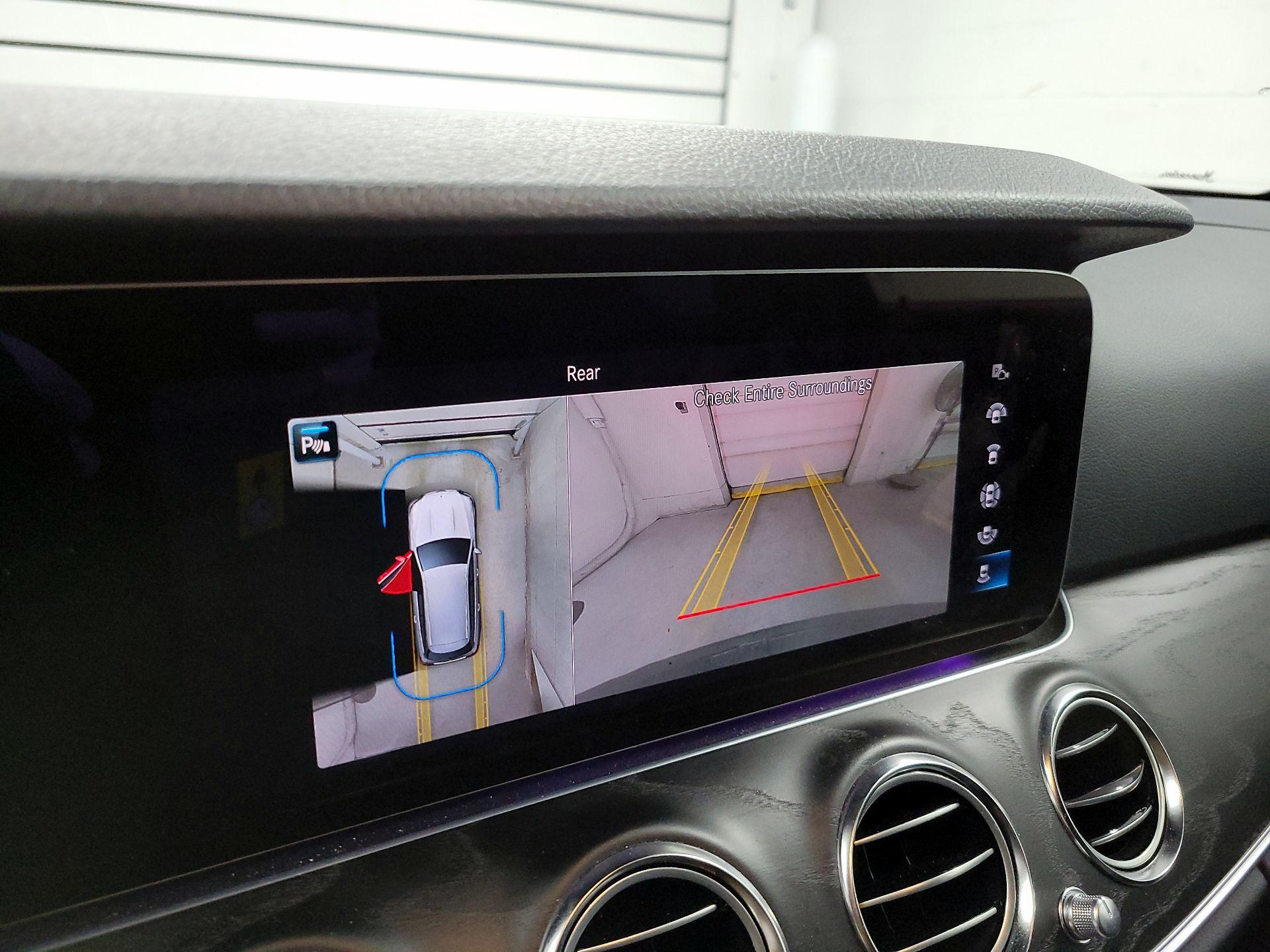 Thumbnail: 2023 Mercedes-Benz E-Class - 15