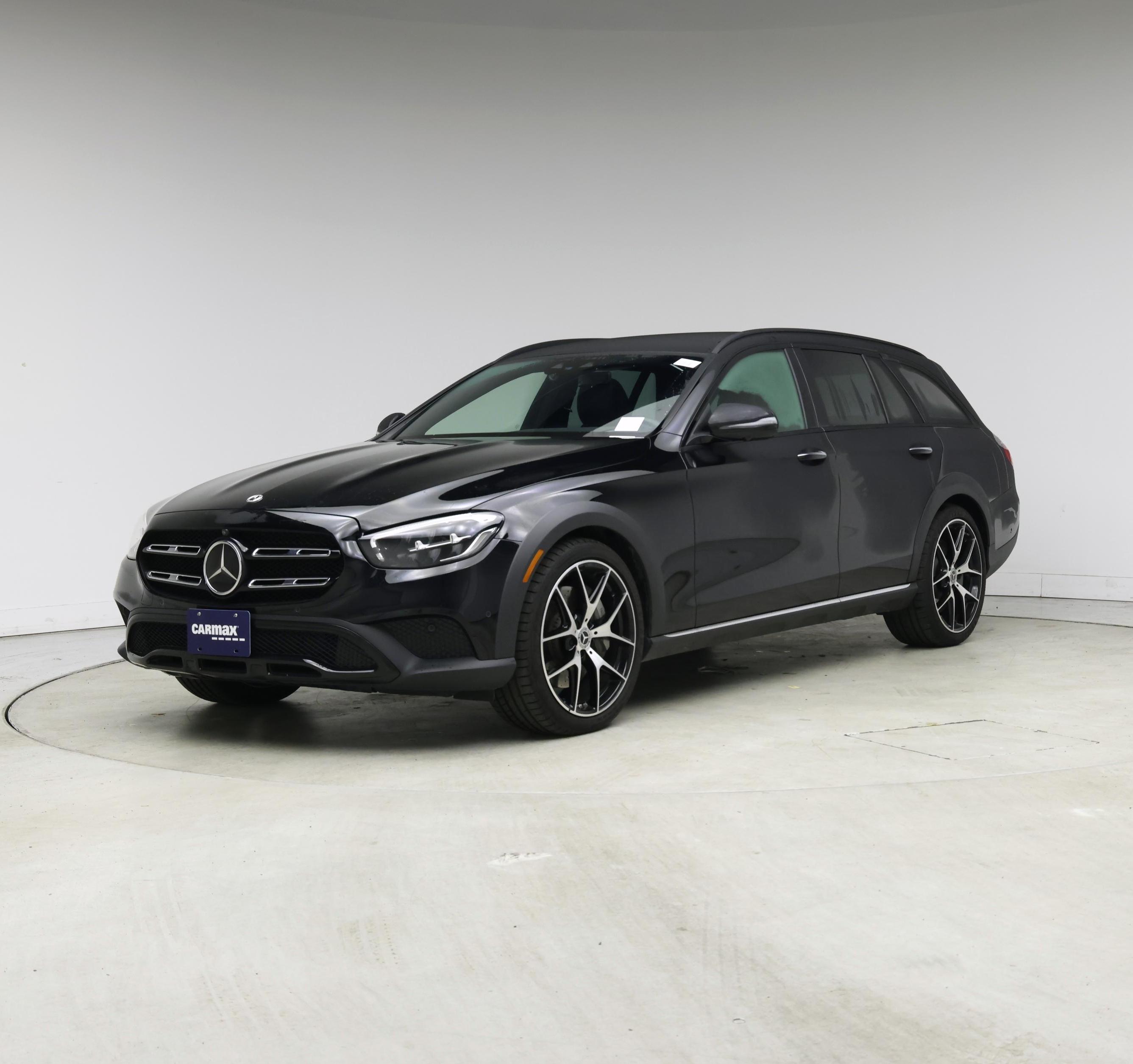 Thumbnail: 2023 Mercedes-Benz E-Class - 4