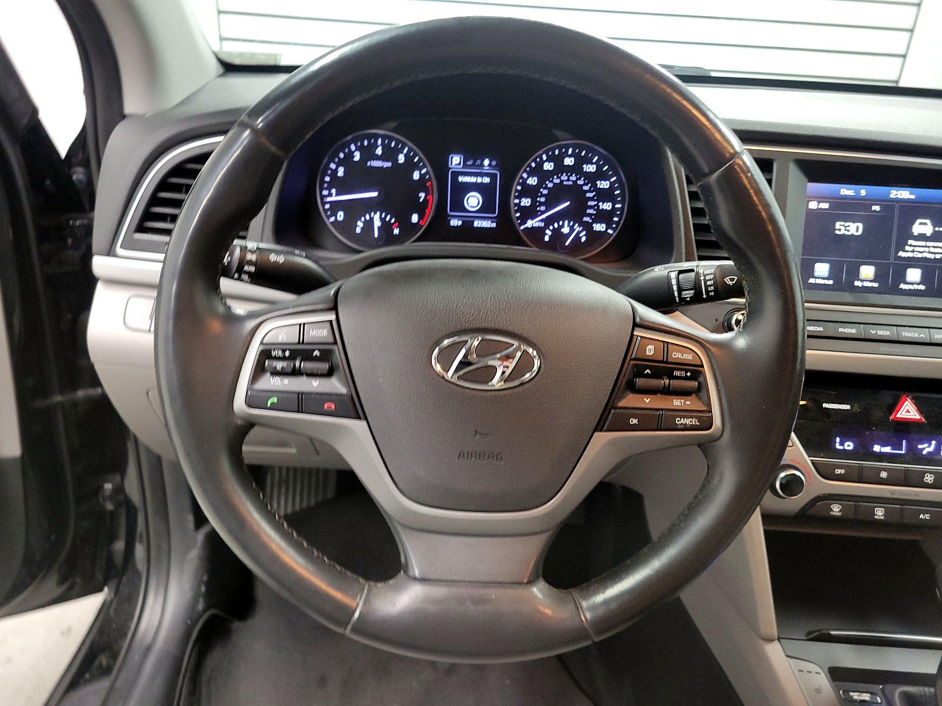 Thumbnail: 2017 Hyundai Elantra - 10