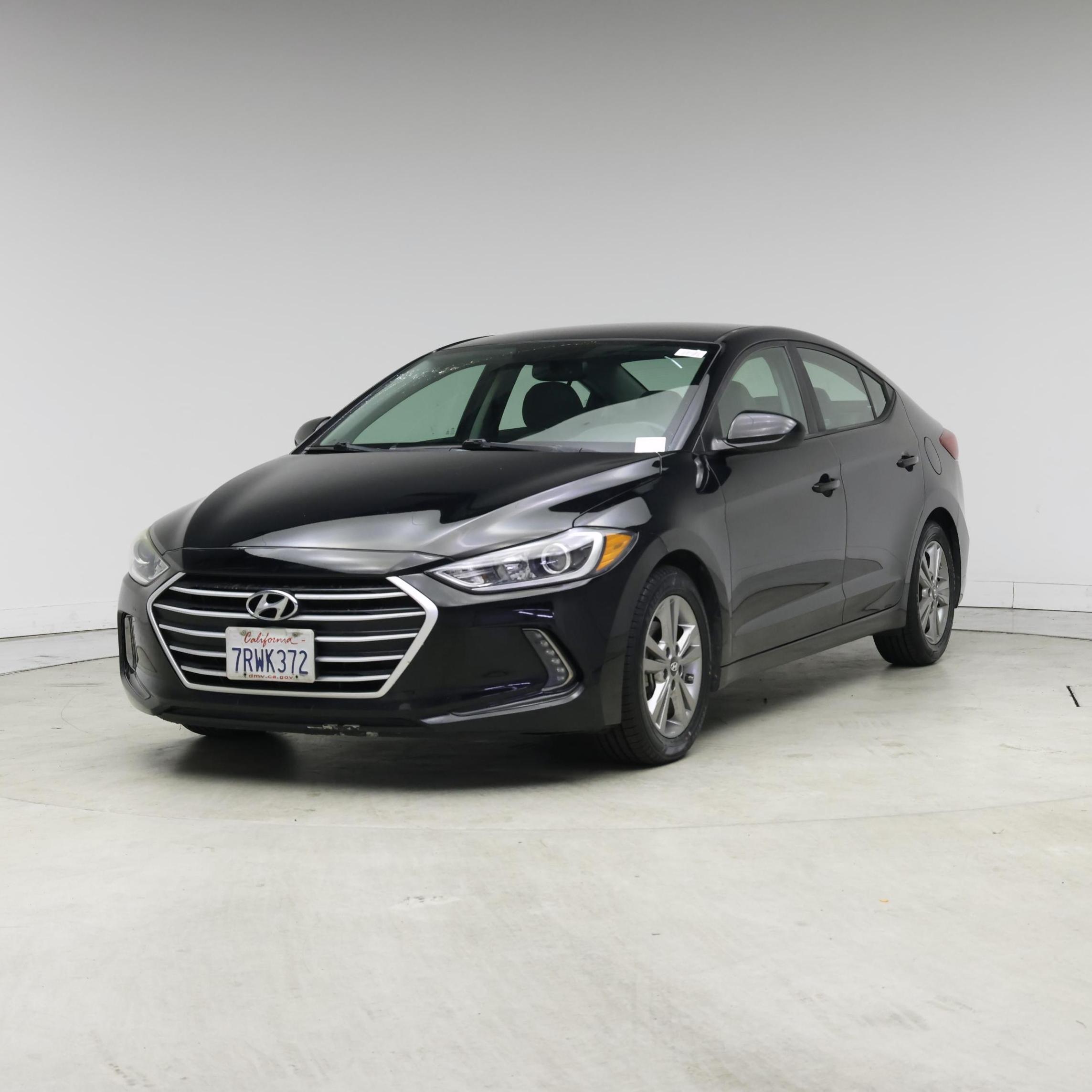 Thumbnail: 2017 Hyundai Elantra - 4