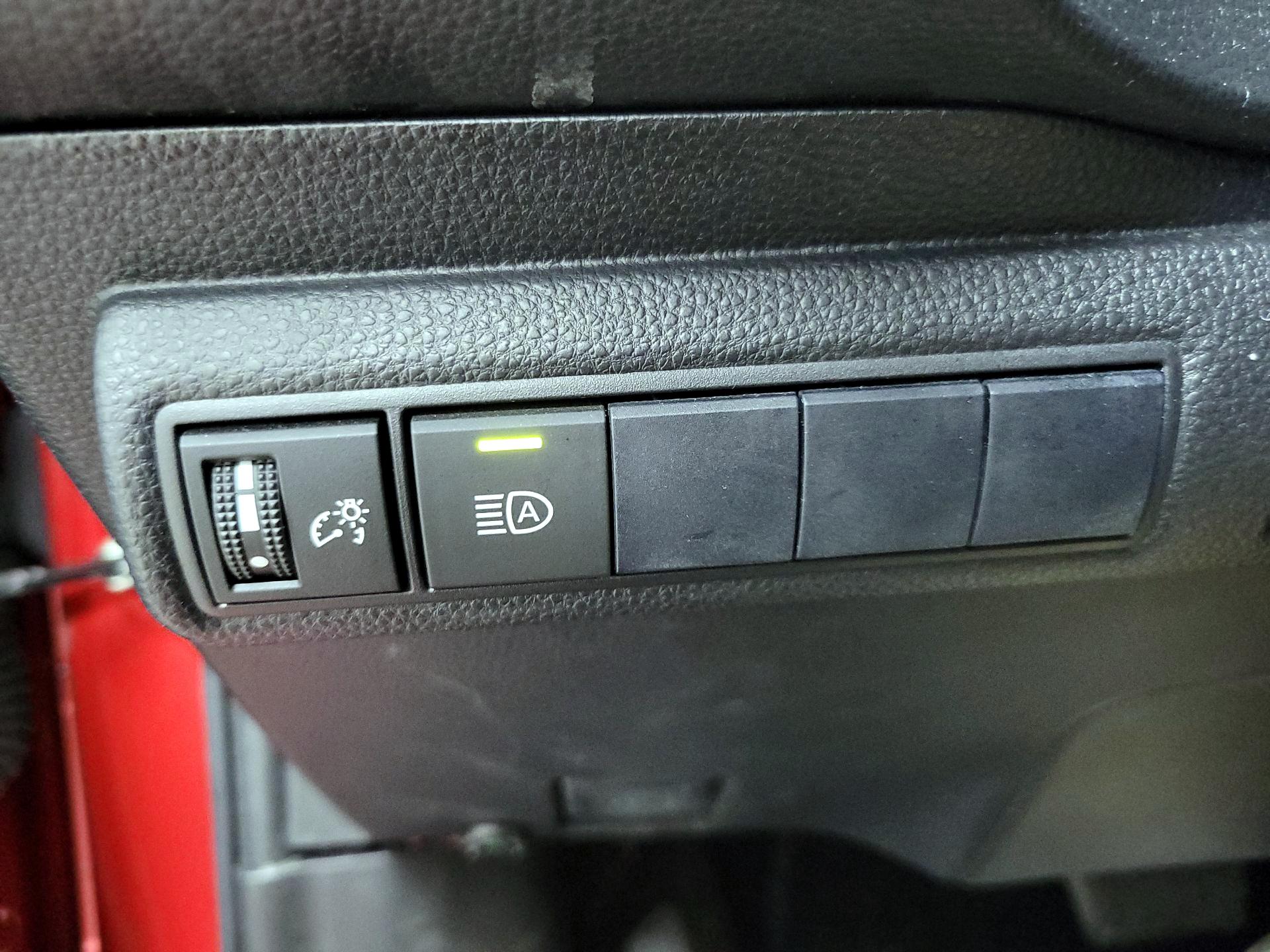 Thumbnail: 2021 Toyota Corolla - 13