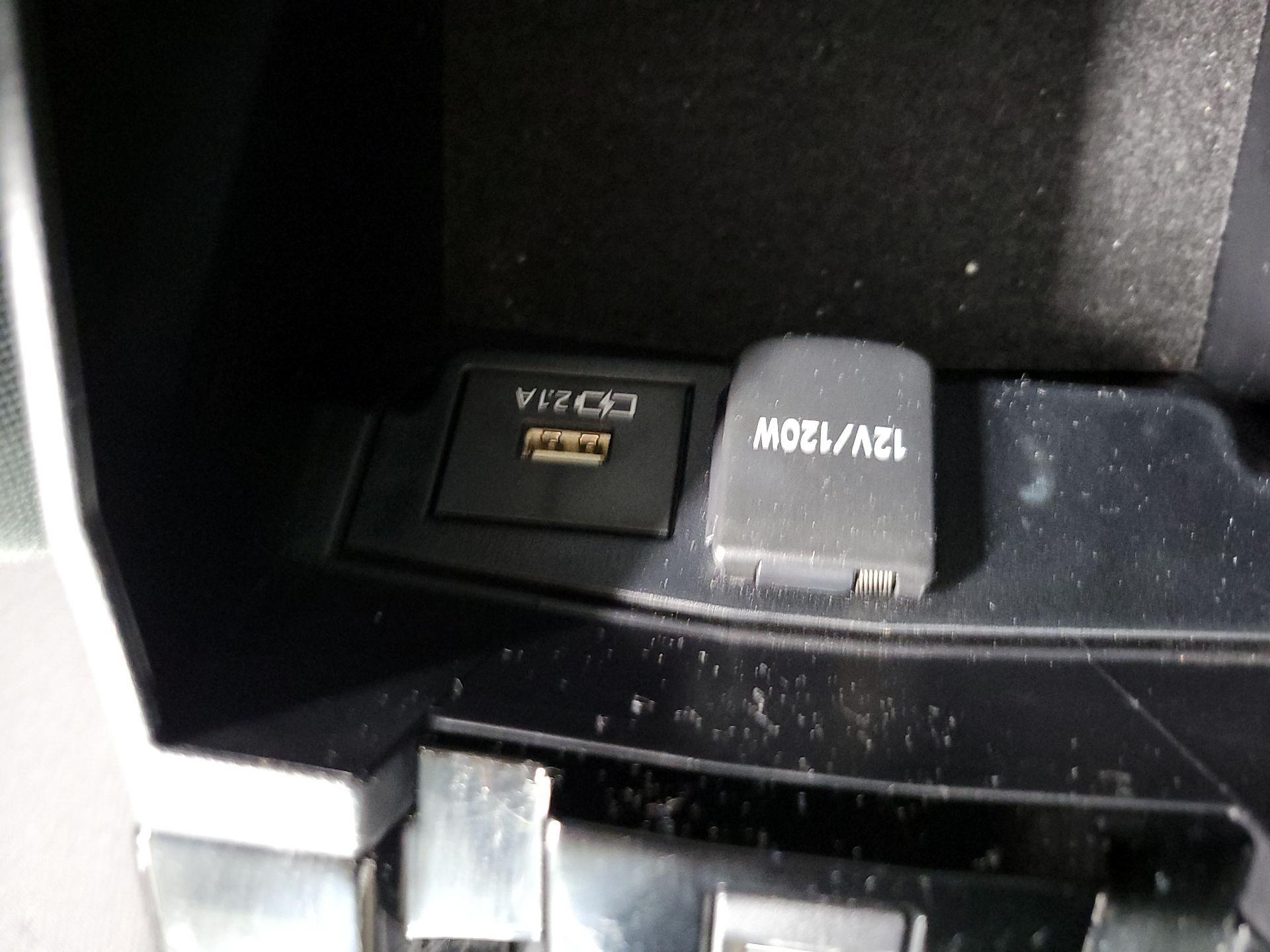 Thumbnail: 2021 Toyota Corolla - 18