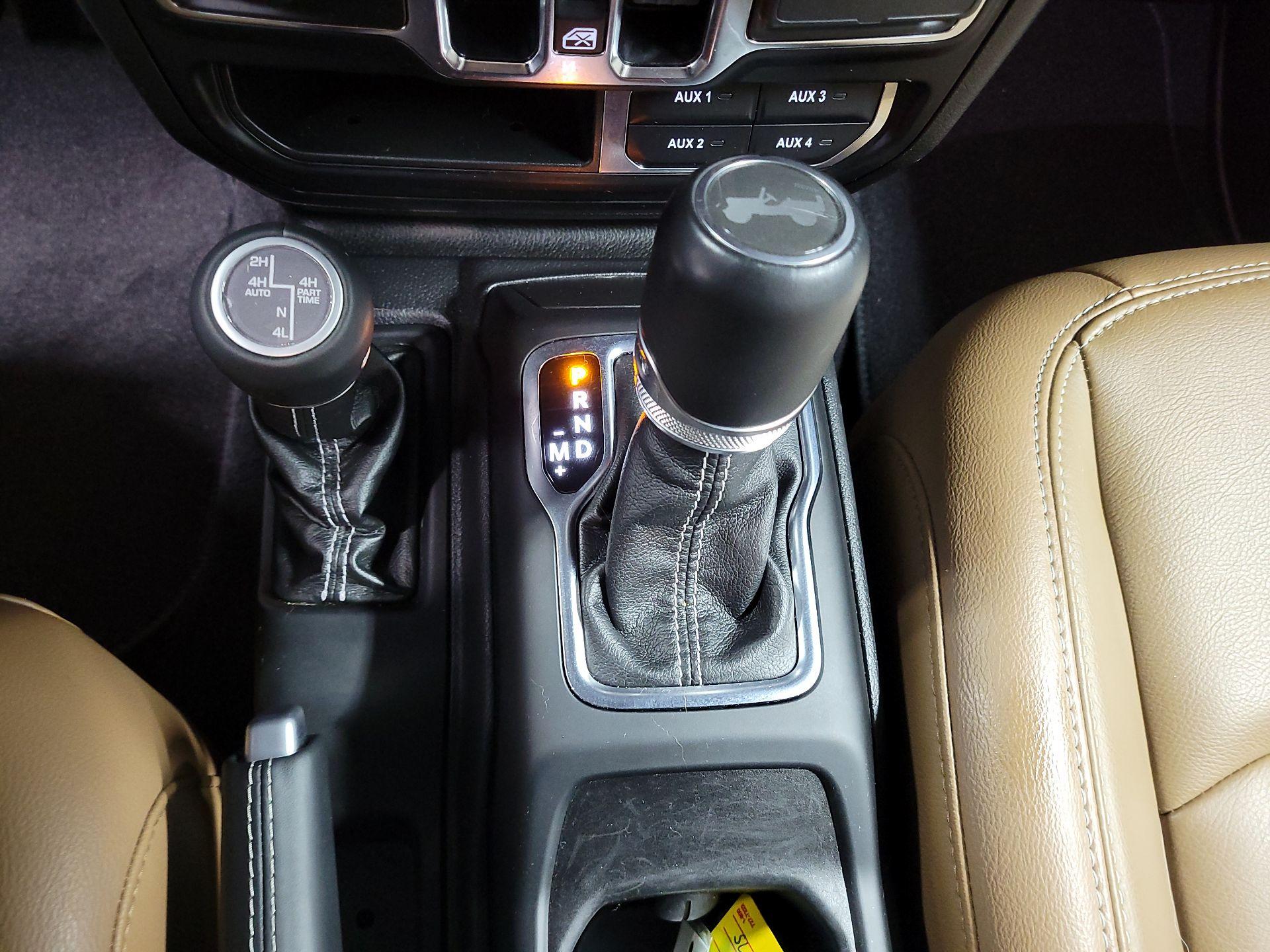 Thumbnail: 2022 Jeep Wrangler - 16