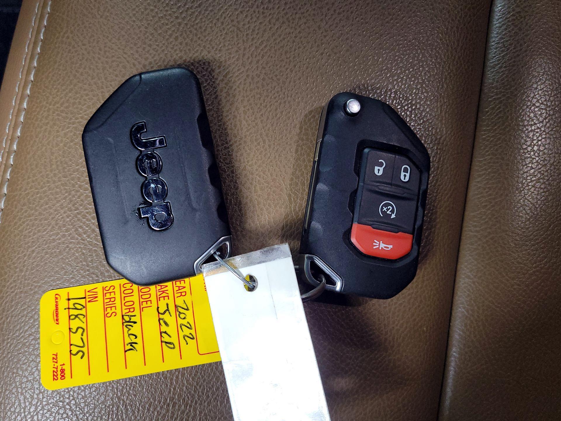 Thumbnail: 2022 Jeep Wrangler - 20