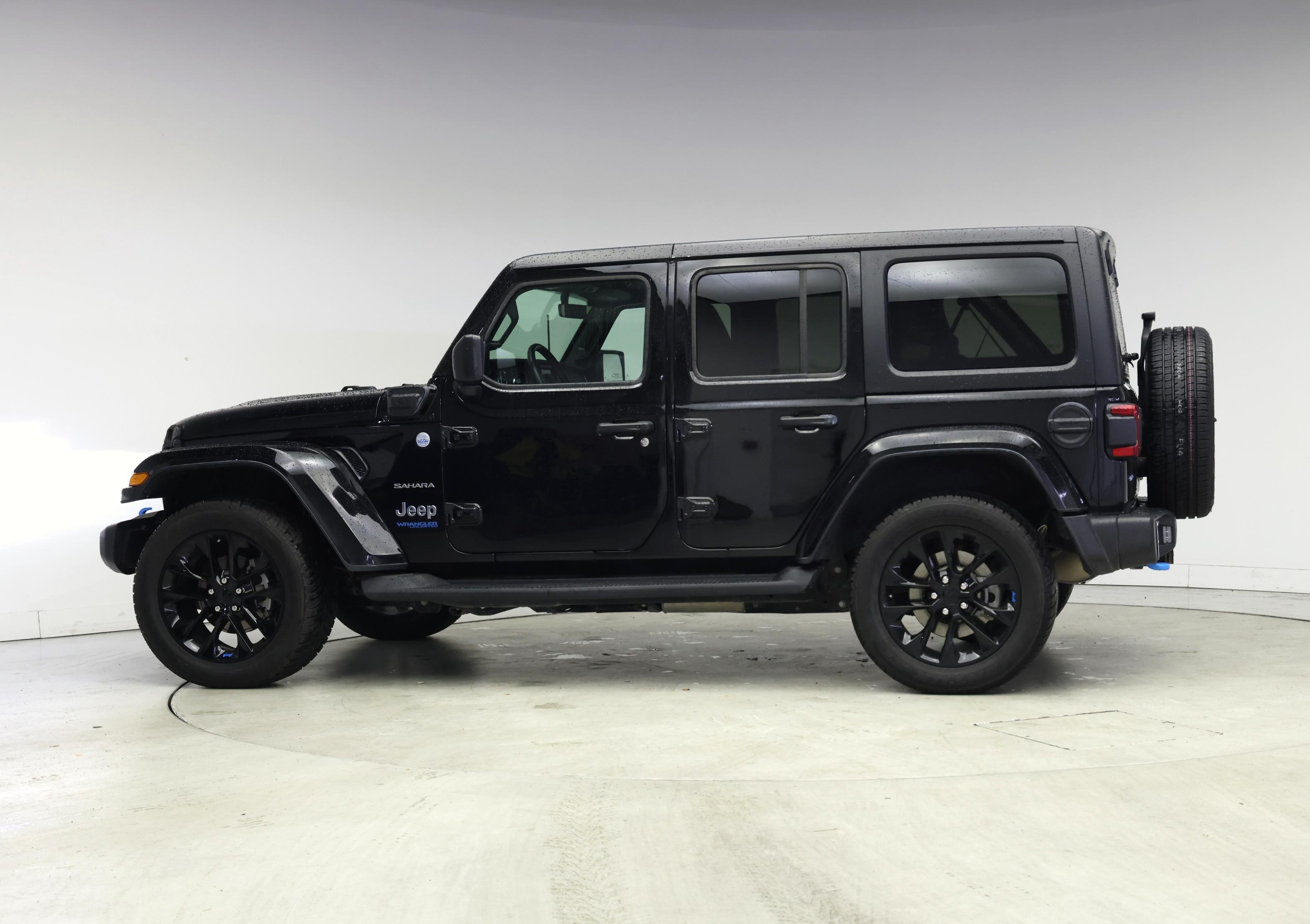 Thumbnail: 2022 Jeep Wrangler - 3