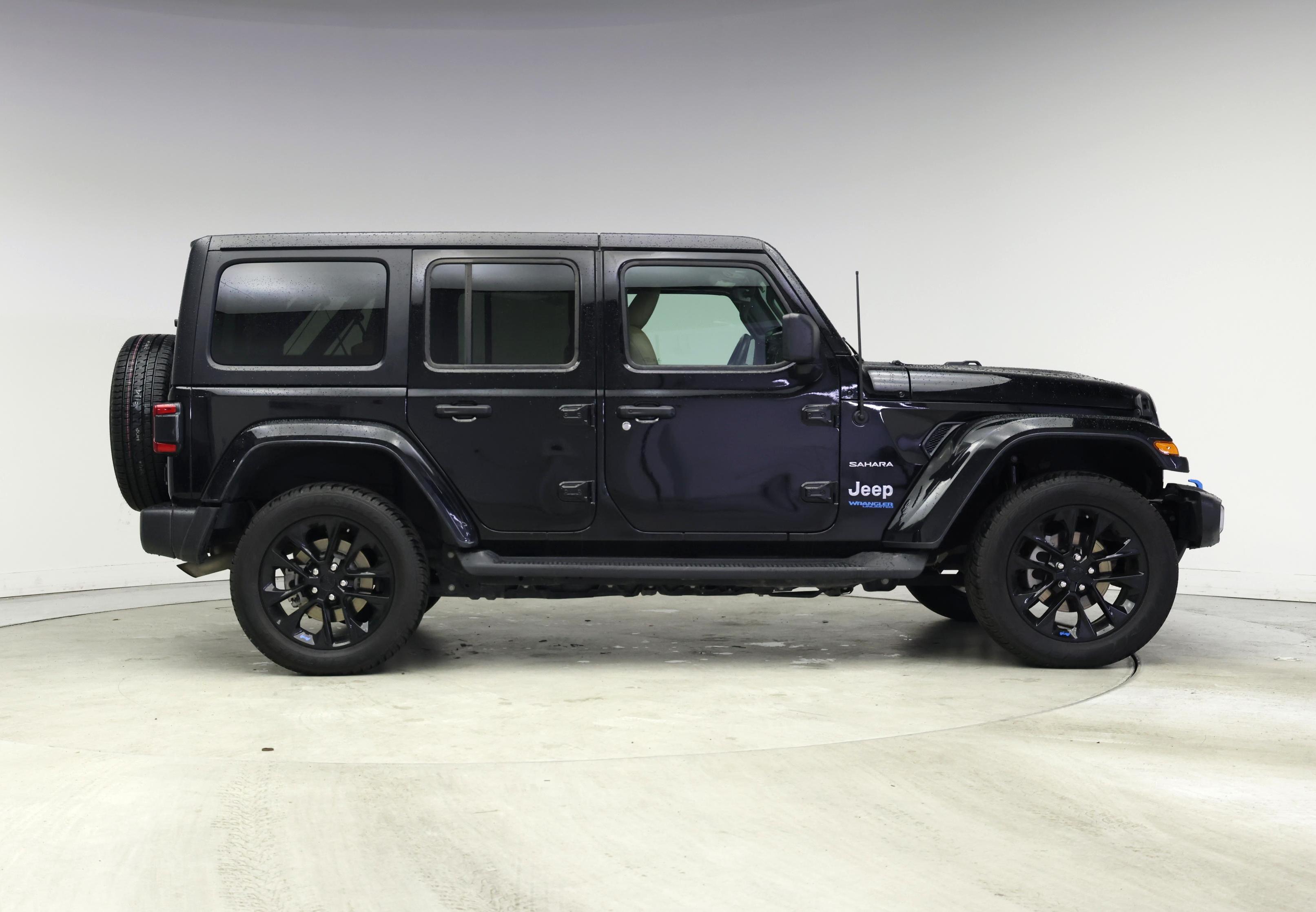 Thumbnail: 2022 Jeep Wrangler - 7