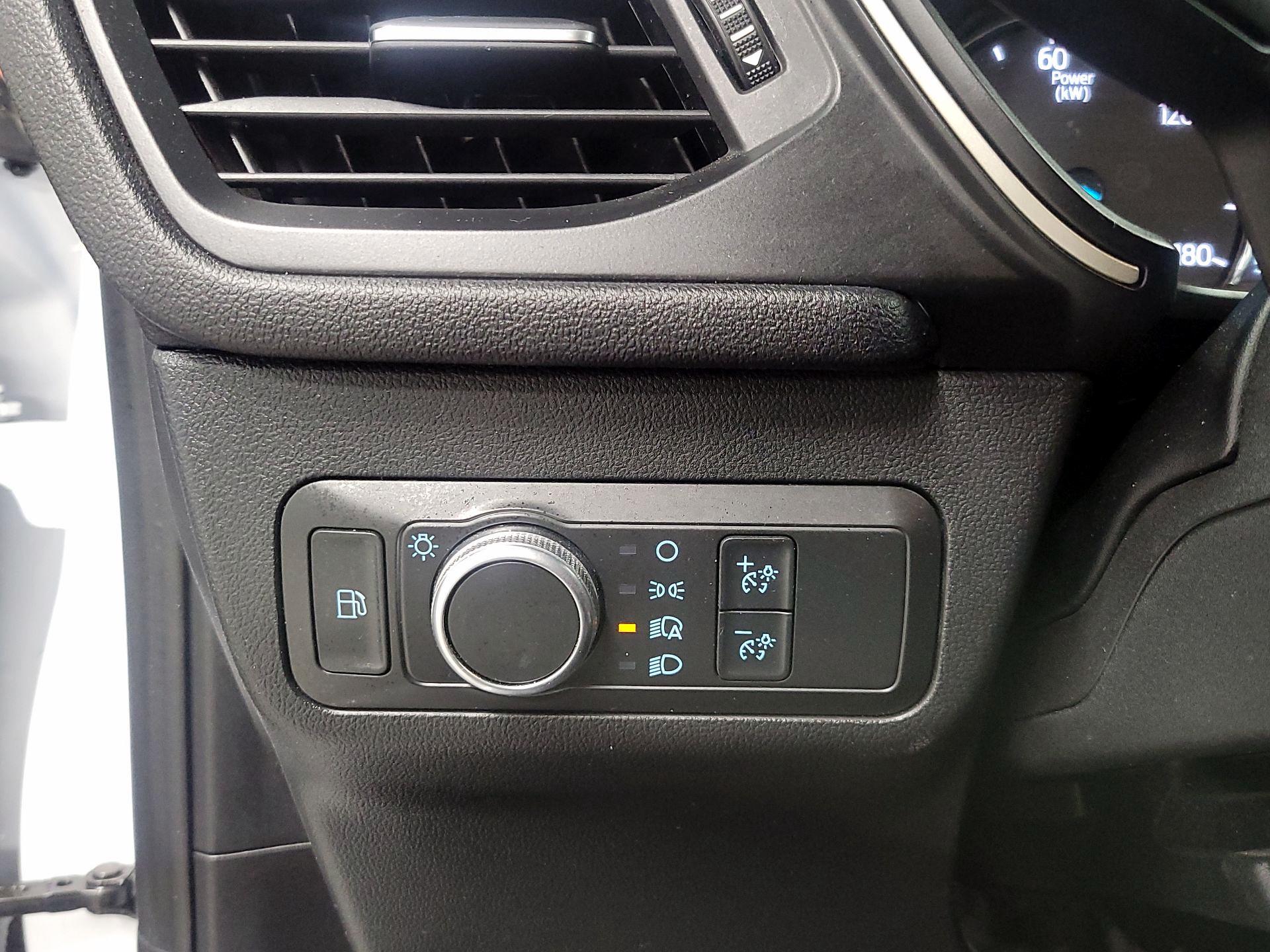 Thumbnail: 2021 Ford Escape - 13