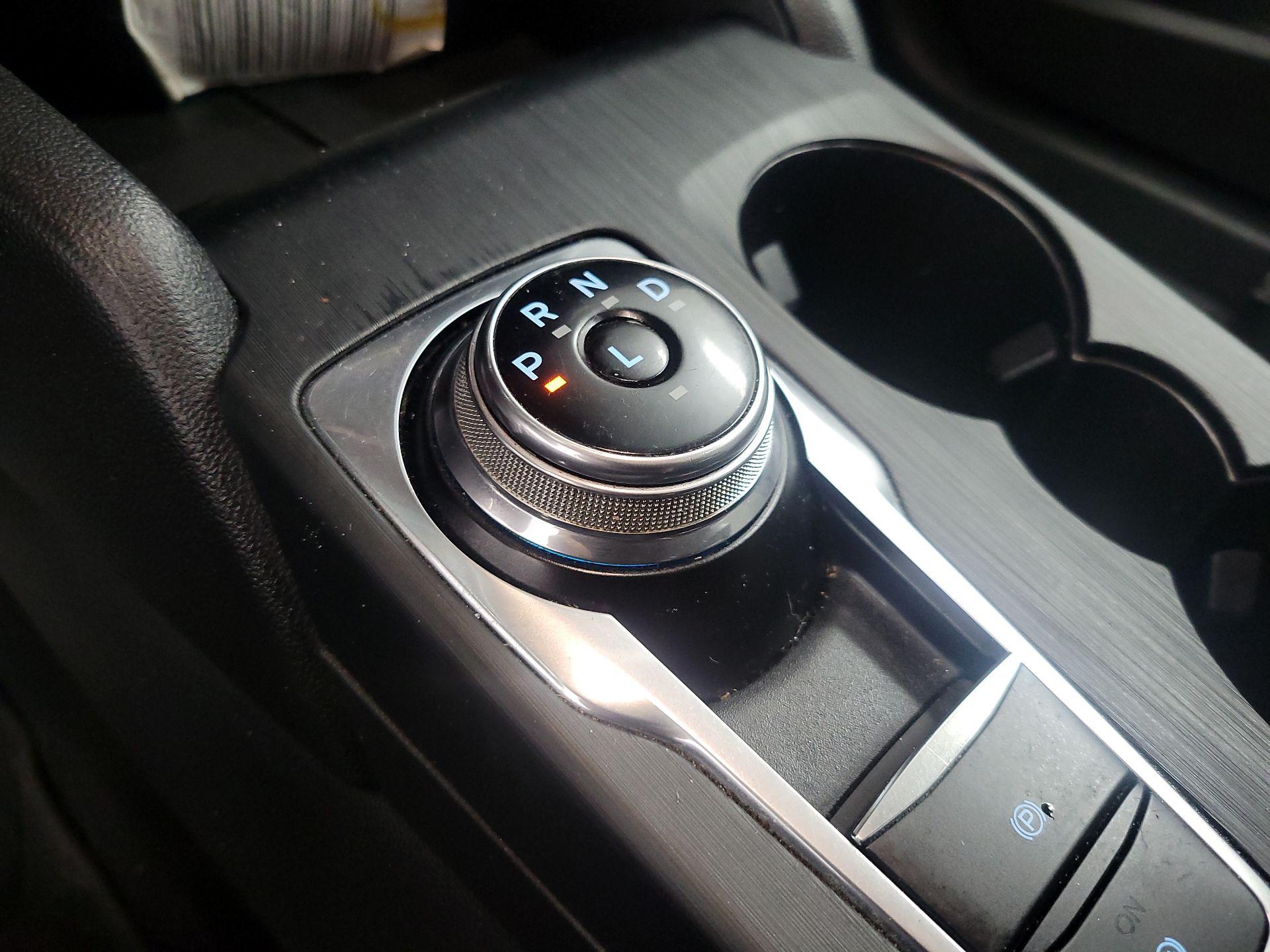 Thumbnail: 2021 Ford Escape - 17