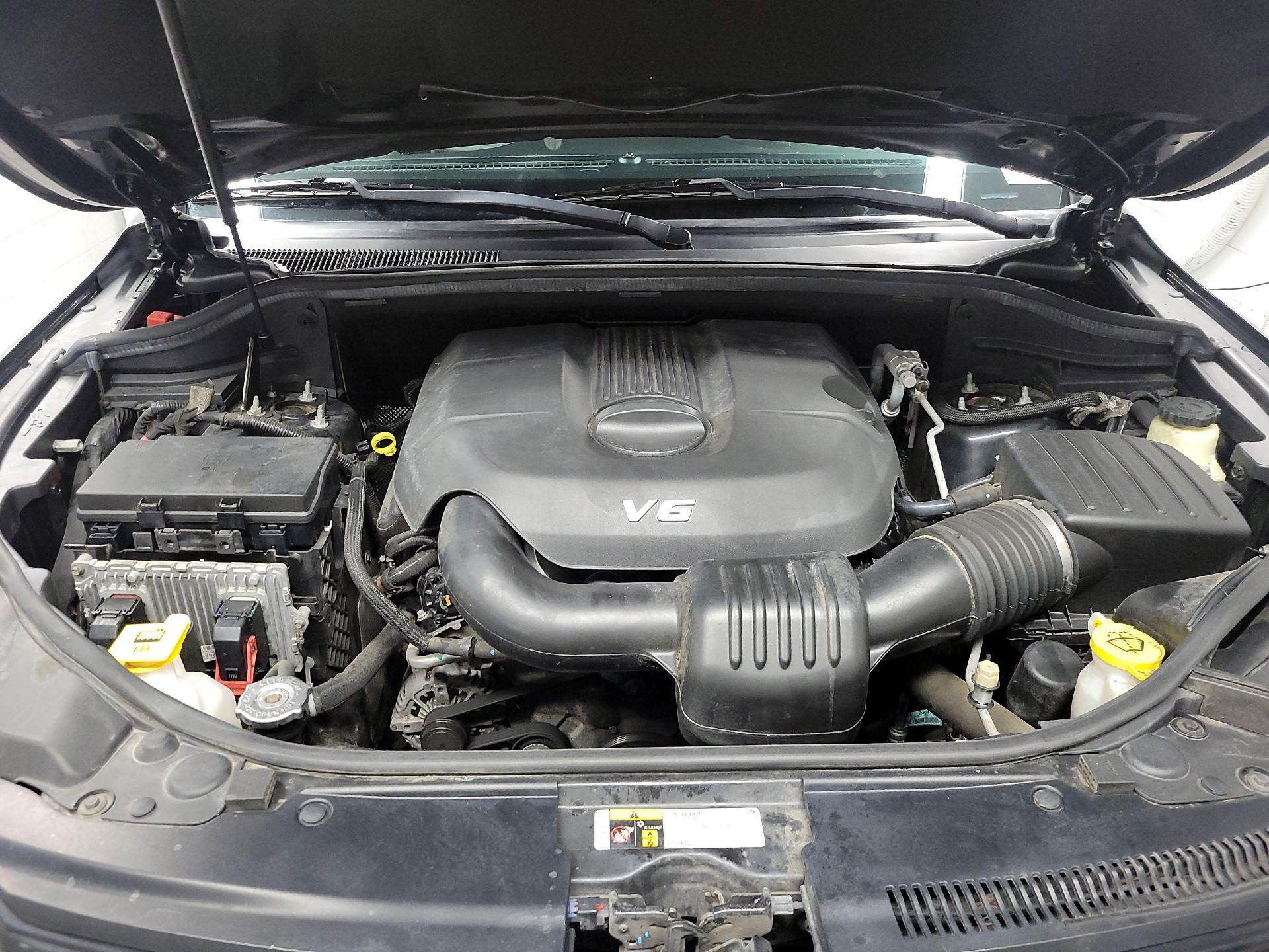 Thumbnail: 2015 Jeep Grand Cherokee - 20