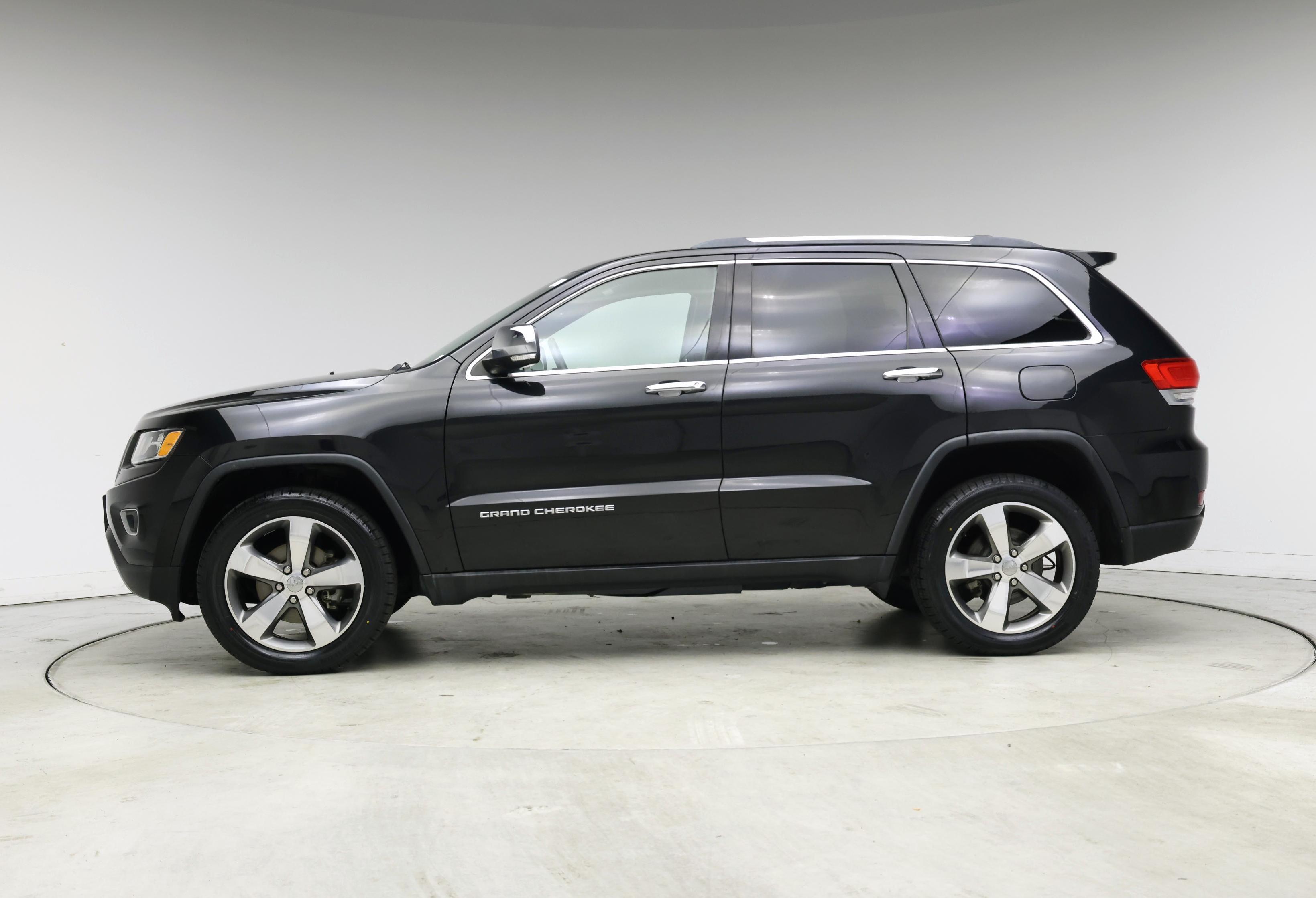 Thumbnail: 2015 Jeep Grand Cherokee - 3