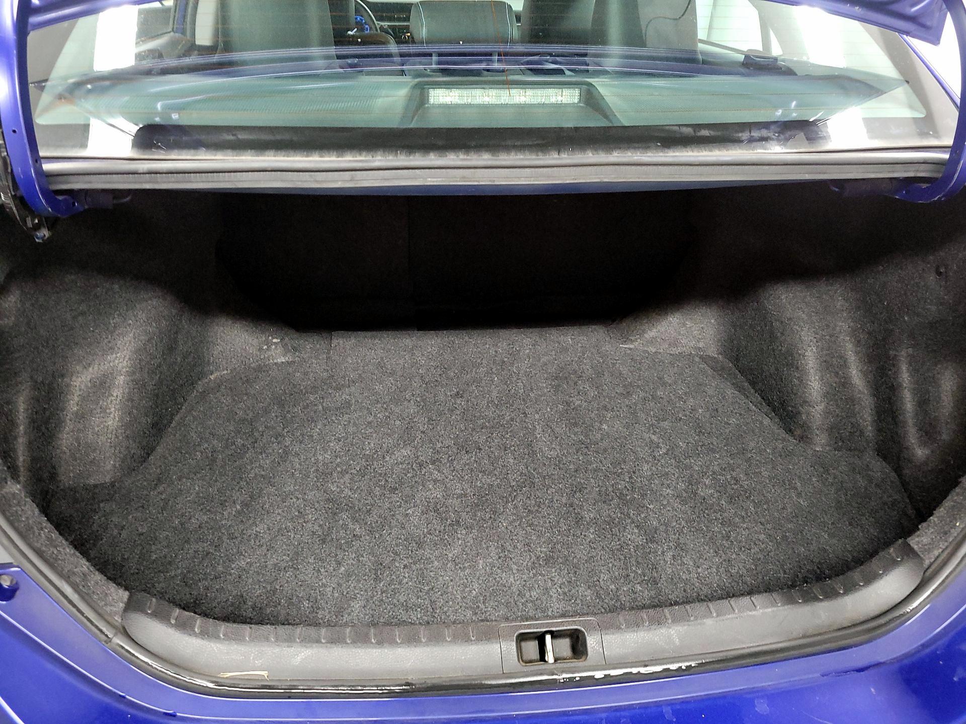 Thumbnail: 2015 Toyota Corolla - 20