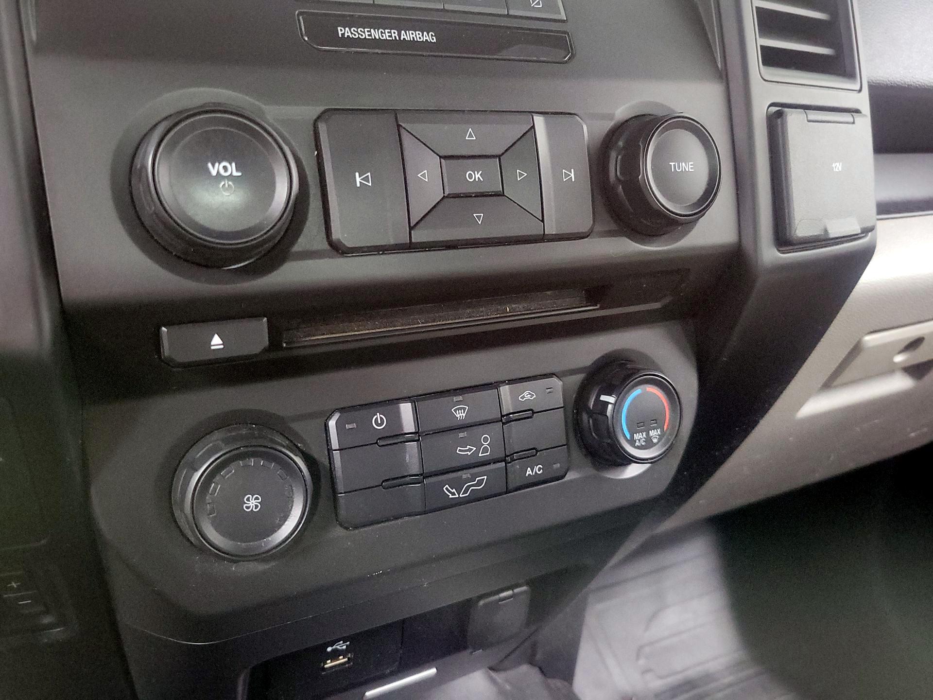 Thumbnail: 2018 Ford F-150 - 14