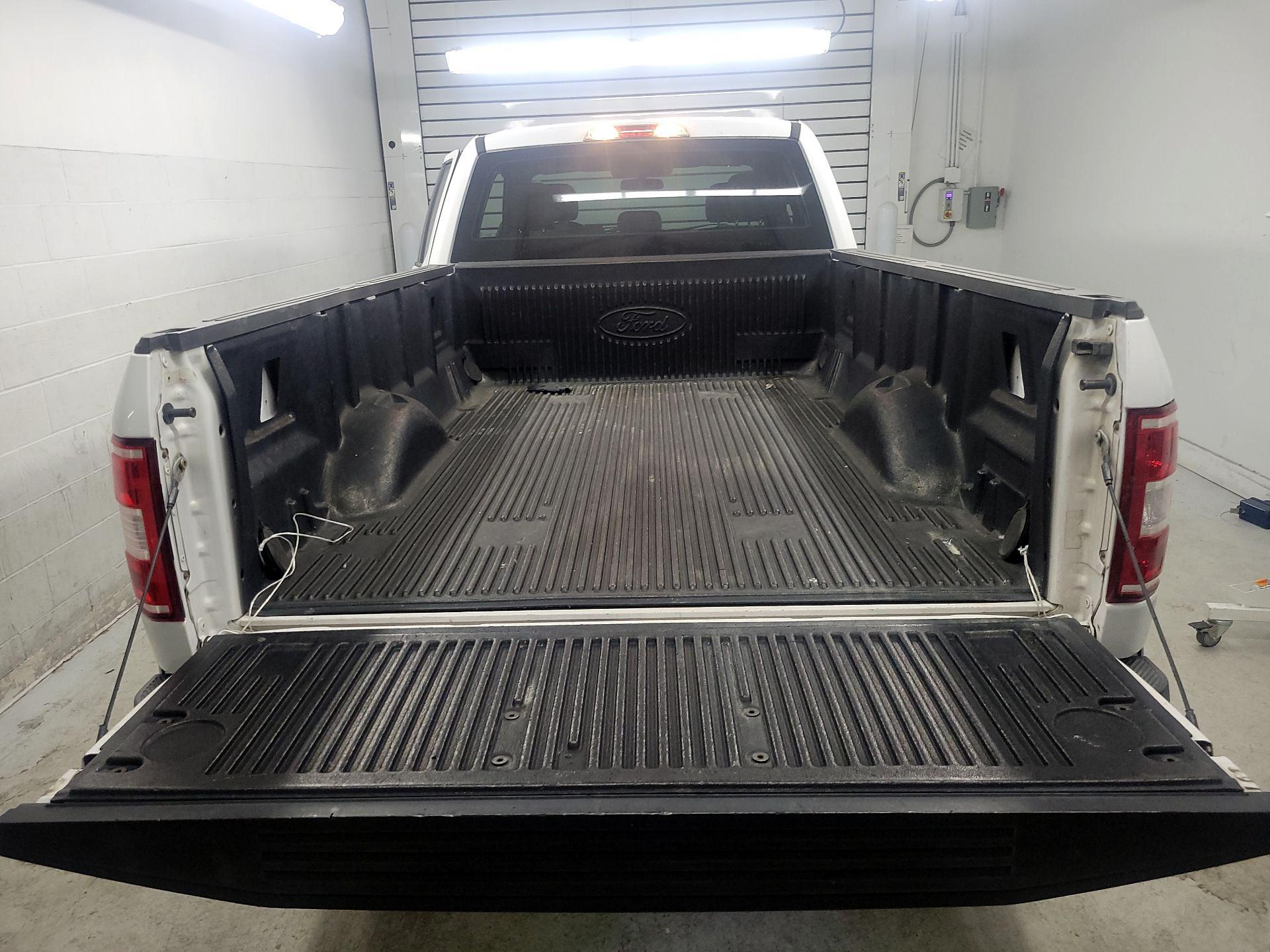 Thumbnail: 2018 Ford F-150 - 17