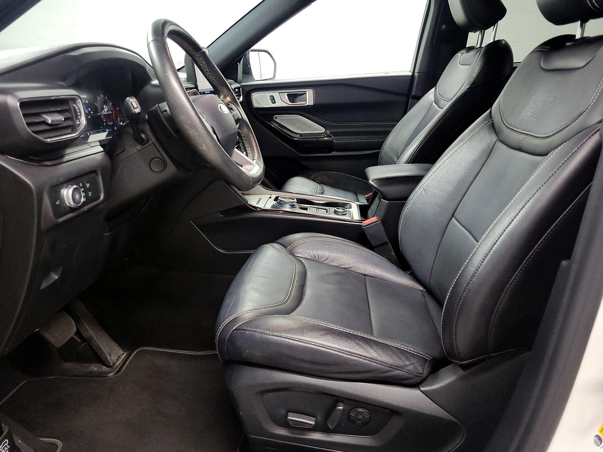 Thumbnail: 2021 Ford Explorer - 11