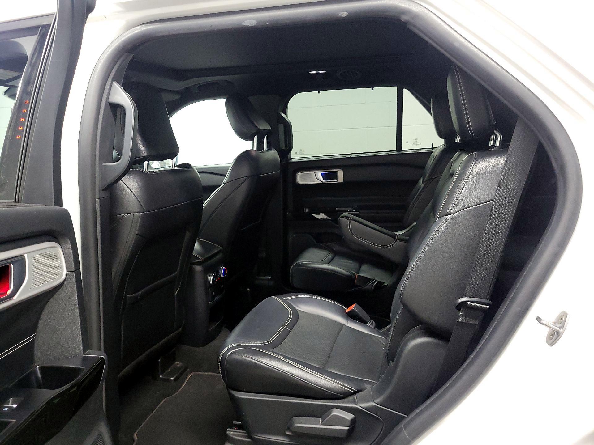 Thumbnail: 2021 Ford Explorer - 17