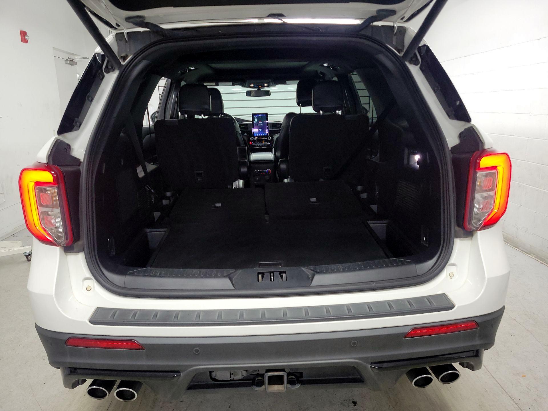 Thumbnail: 2021 Ford Explorer - 18