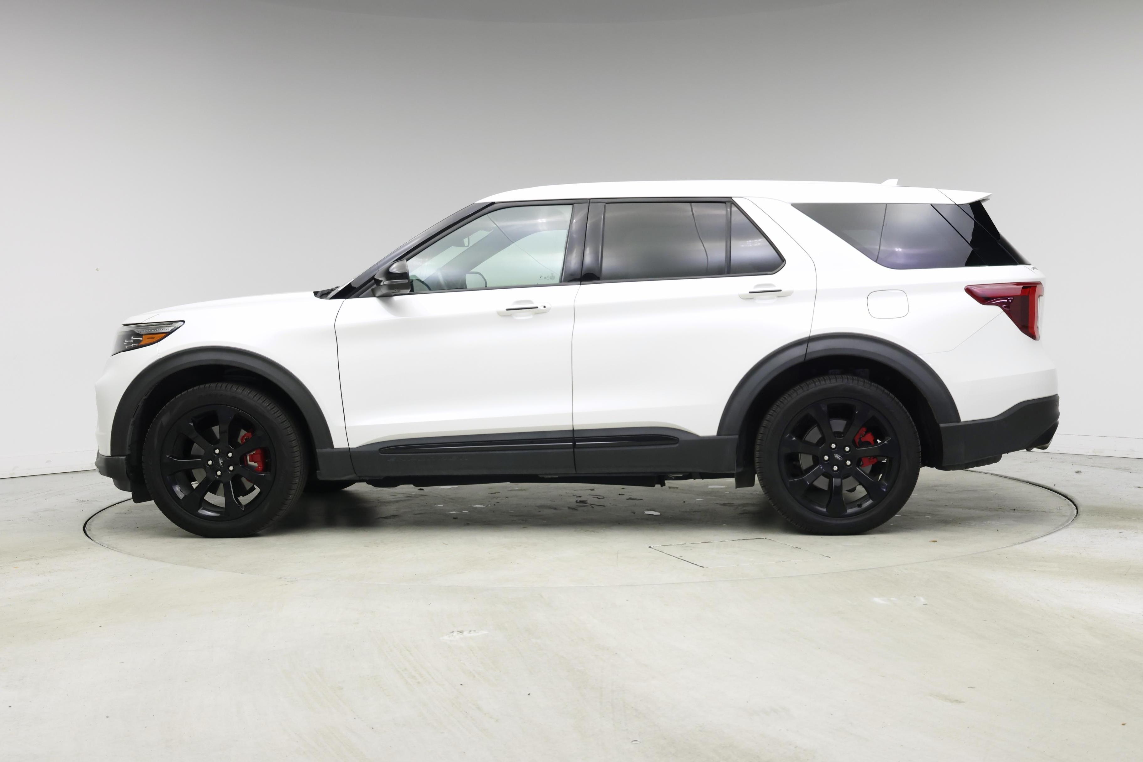 Thumbnail: 2021 Ford Explorer - 3
