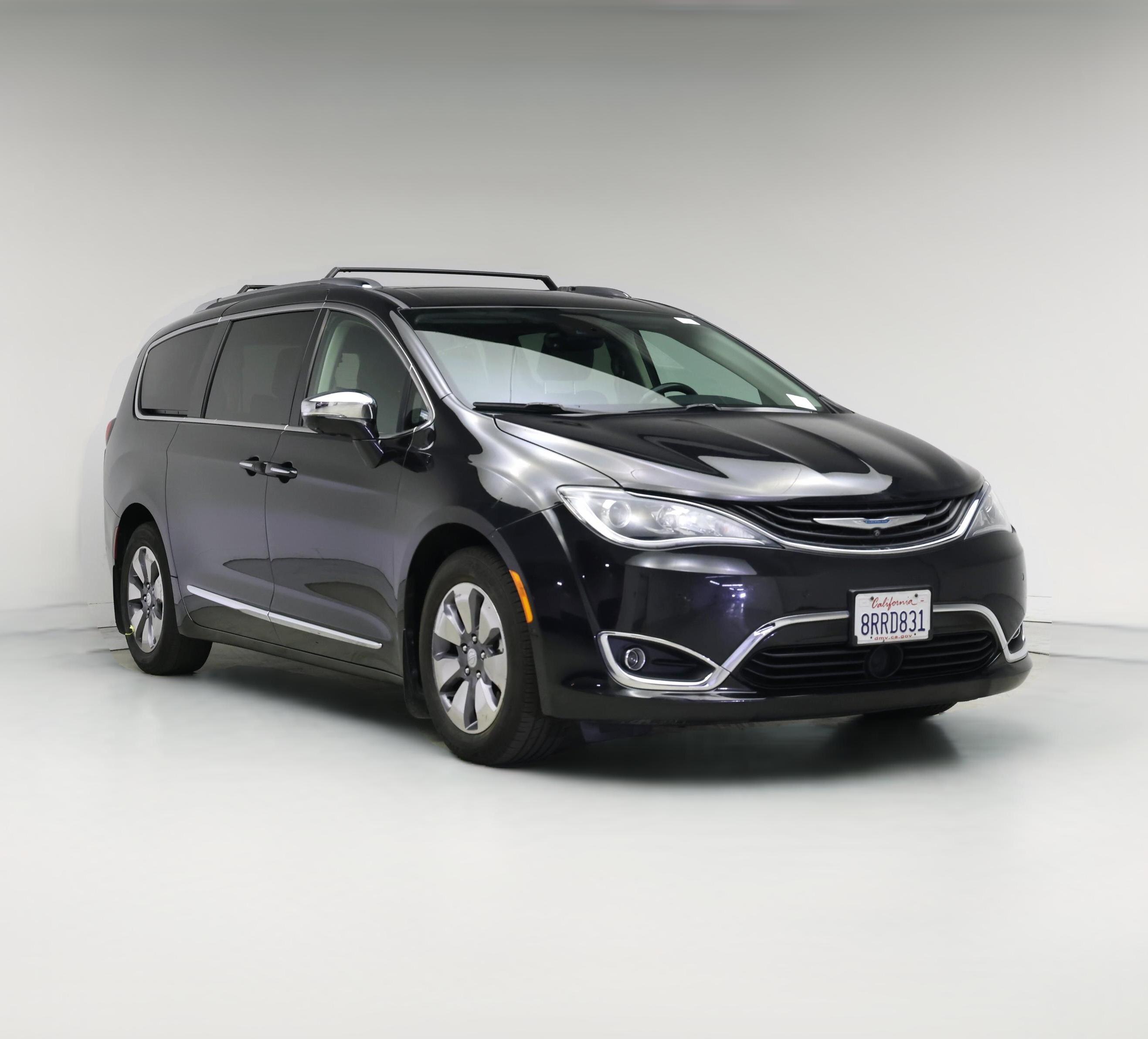 Thumbnail: 2019 Chrysler Pacifica - 1