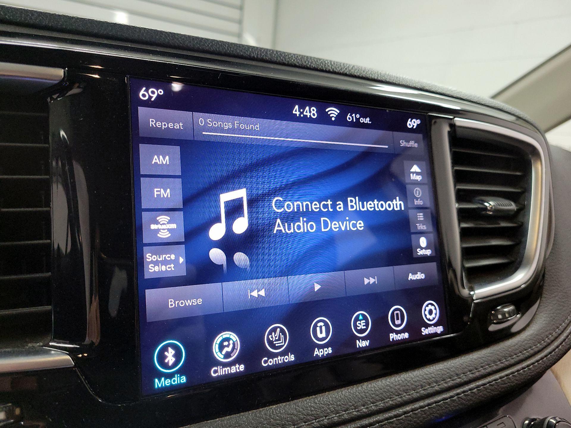 Thumbnail: 2019 Chrysler Pacifica - 13