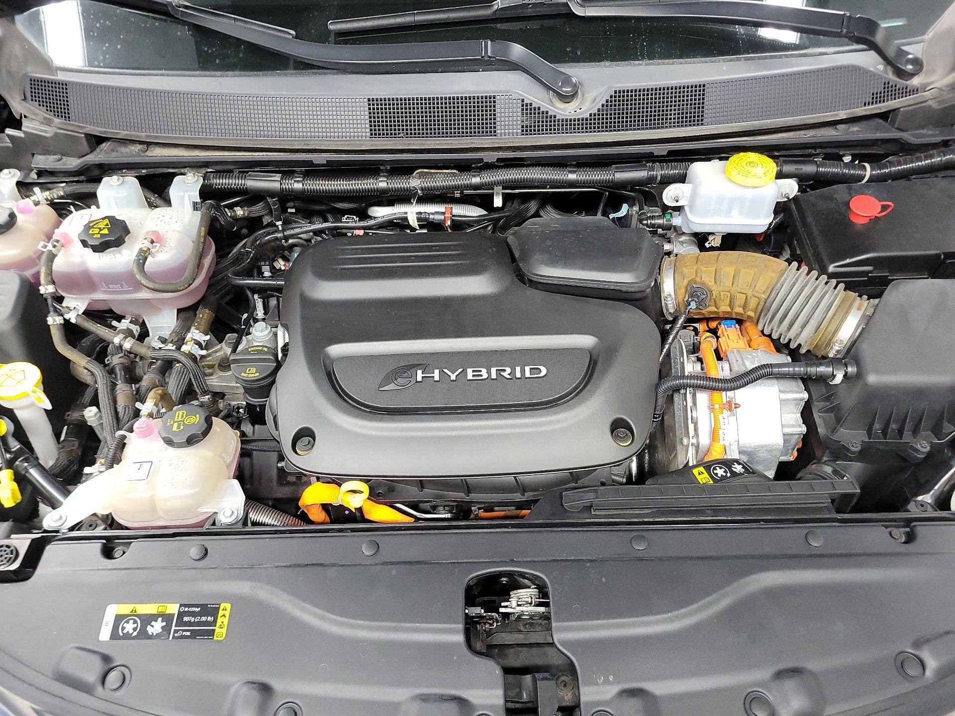 Thumbnail: 2019 Chrysler Pacifica - 18