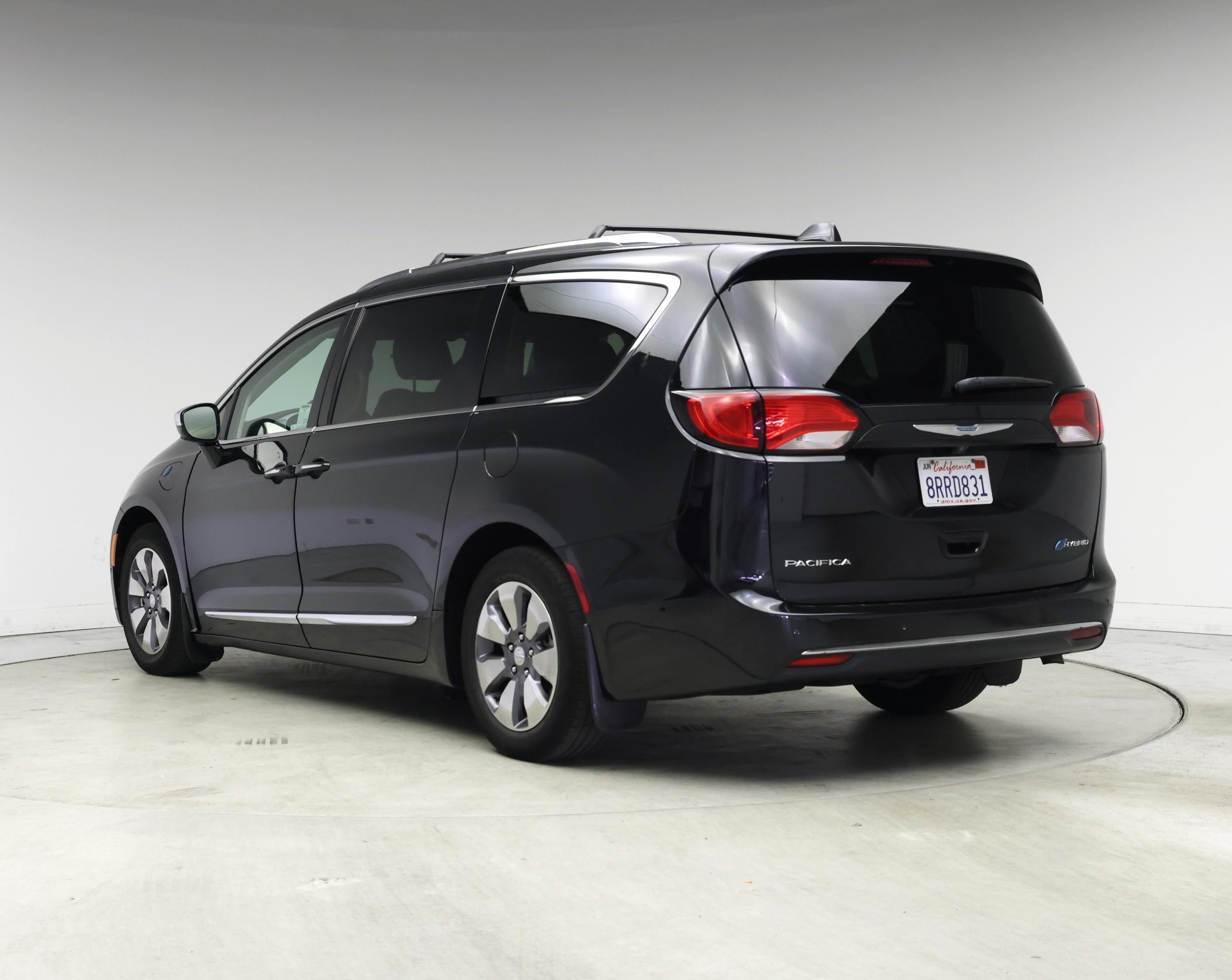 Thumbnail: 2019 Chrysler Pacifica - 2