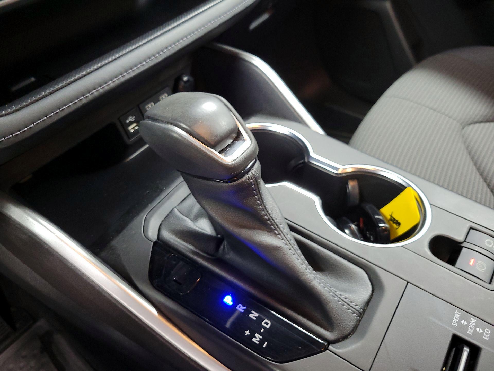 Thumbnail: 2022 Toyota Highlander - 17