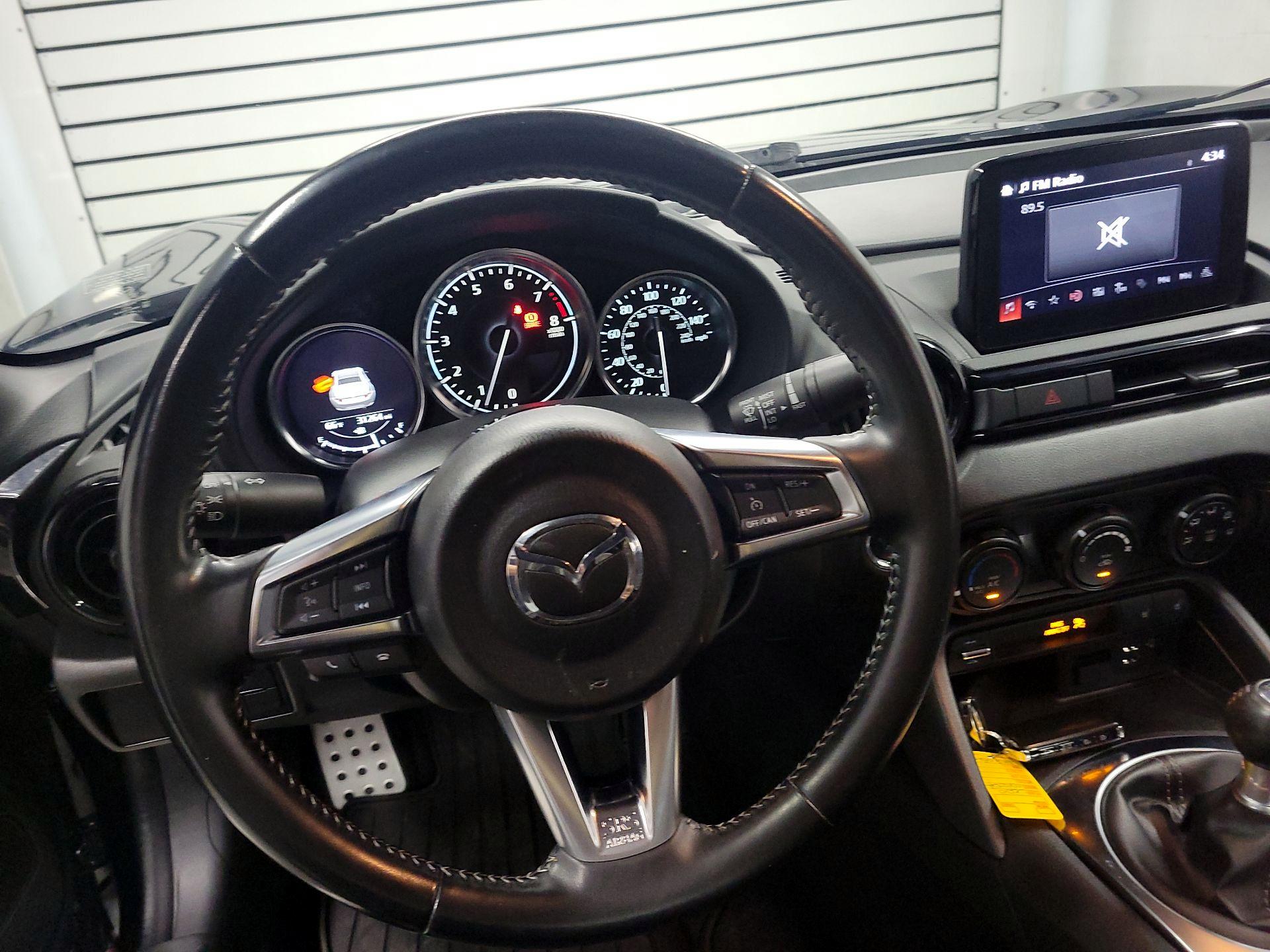 Thumbnail: 2020 Mazda MX-5 Miata - 10