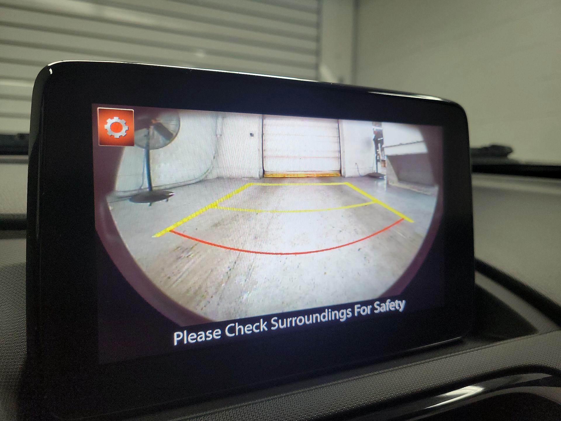 Thumbnail: 2020 Mazda MX-5 Miata - 13